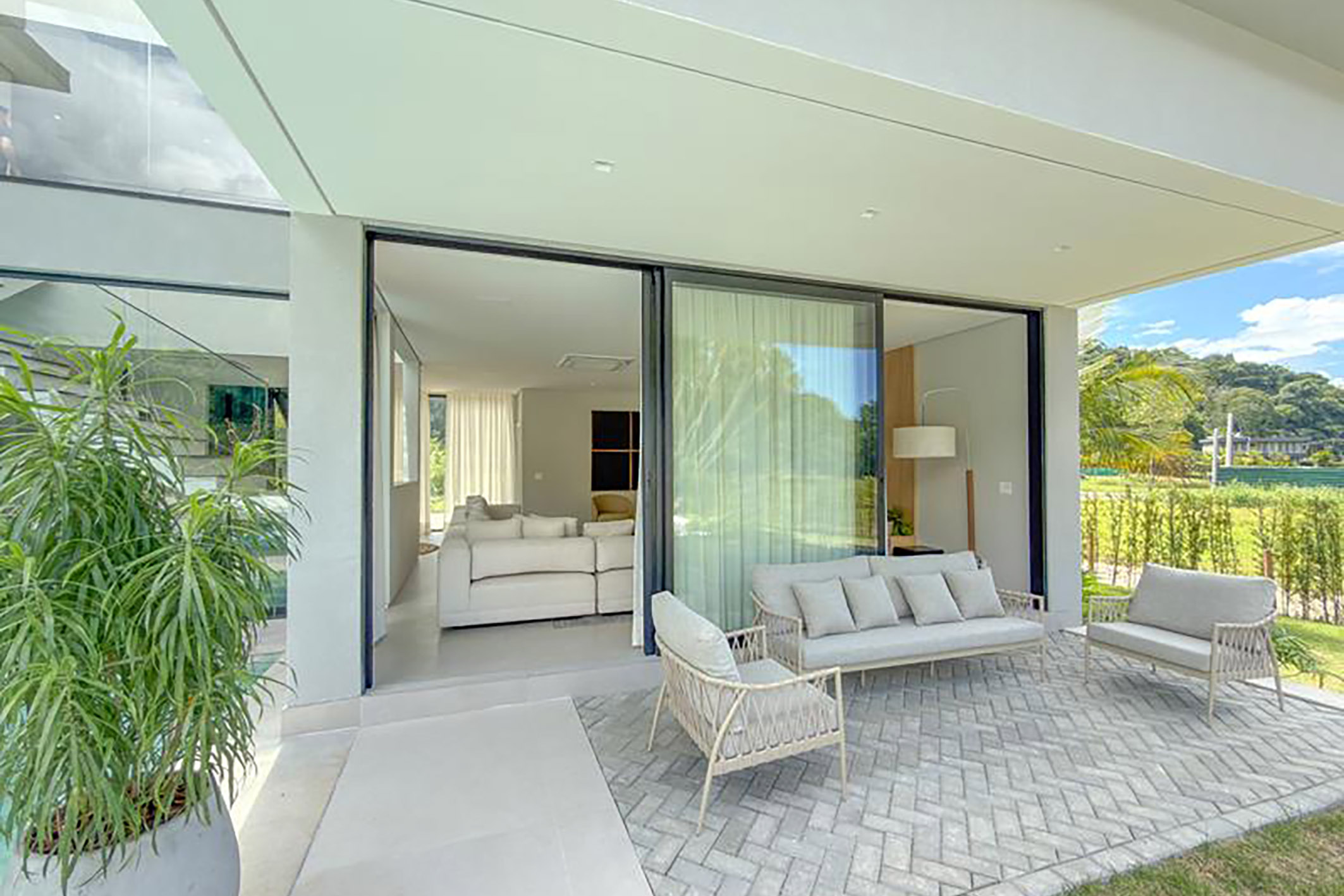  Contemporary residence with six suites in Frade Green, Angra dos Reis - 物件實景