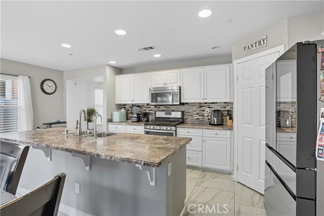 Perris, California, 92570, United States, 3 Bedrooms Bedrooms, ,2 BathroomsBathrooms,Residential,For Sale,1955728