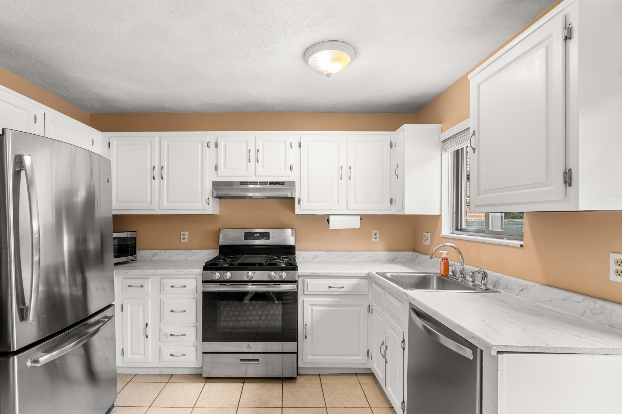  149 Farrwood Drive, Haverhill, MA, 01835 - 物件實景