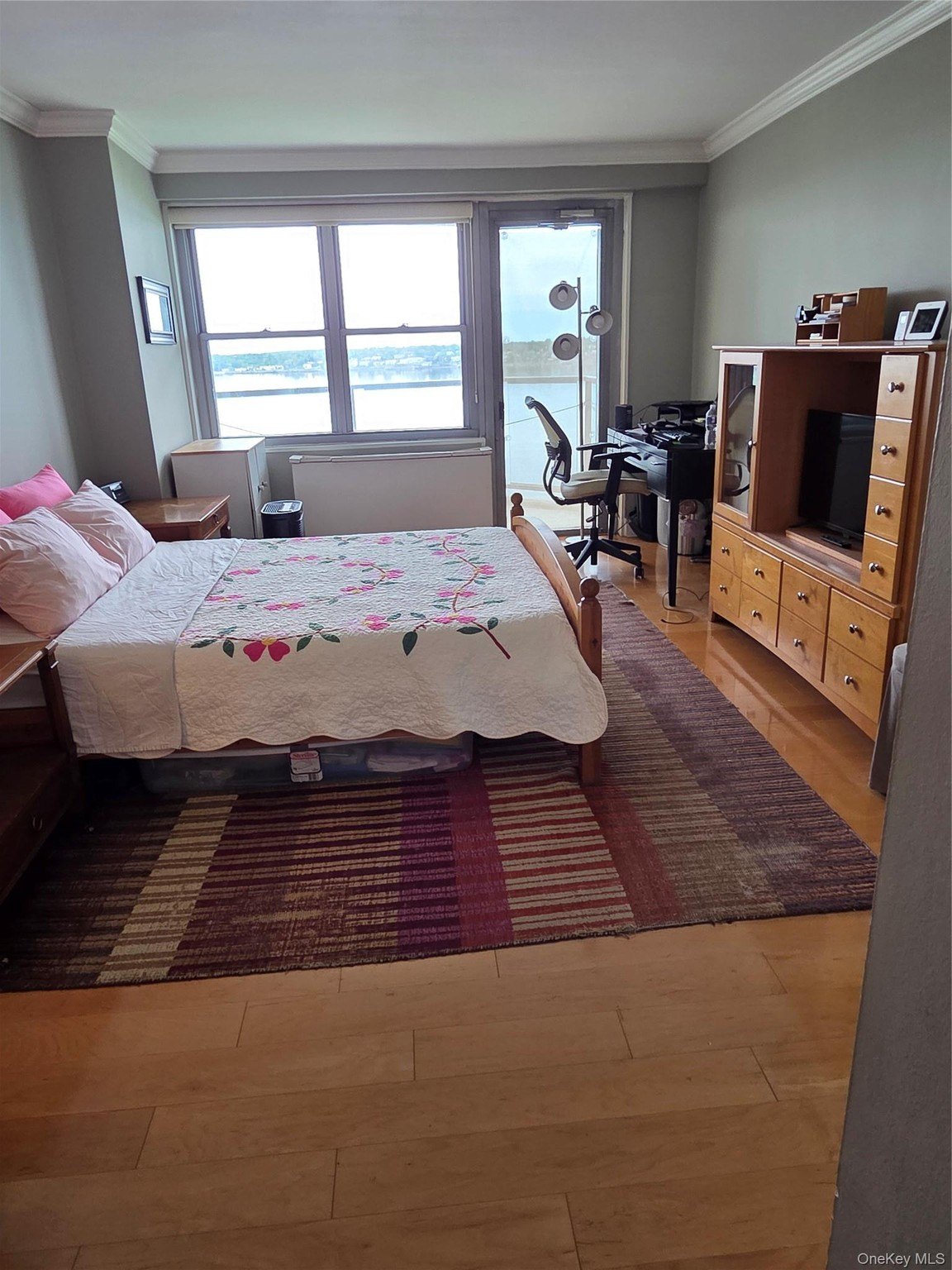 Bayside, New York, 11360, United States, 3 Bedrooms Bedrooms, ,2 BathroomsBathrooms,Residential,For Sale,2048050