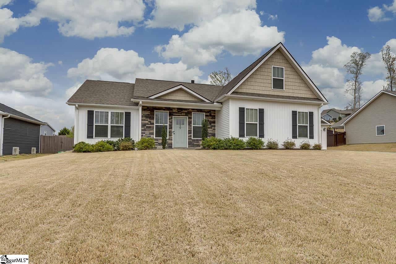 Travelers Rest, South Carolina, 29690, United States, 3 Bedrooms Bedrooms, ,3 BathroomsBathrooms,Residential,For Sale,1868867