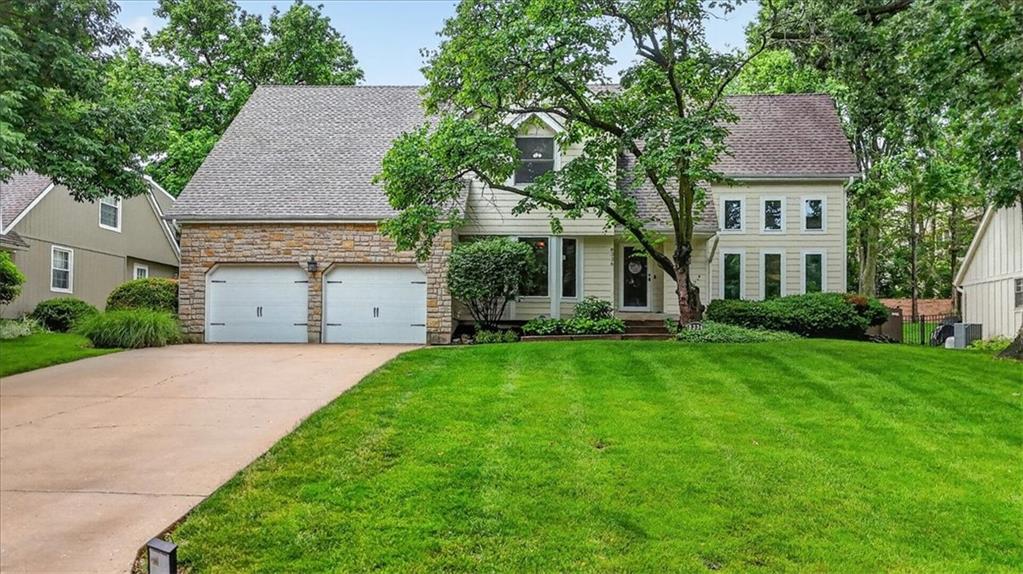 Rosehill Rd, Lenexa, KS 66215