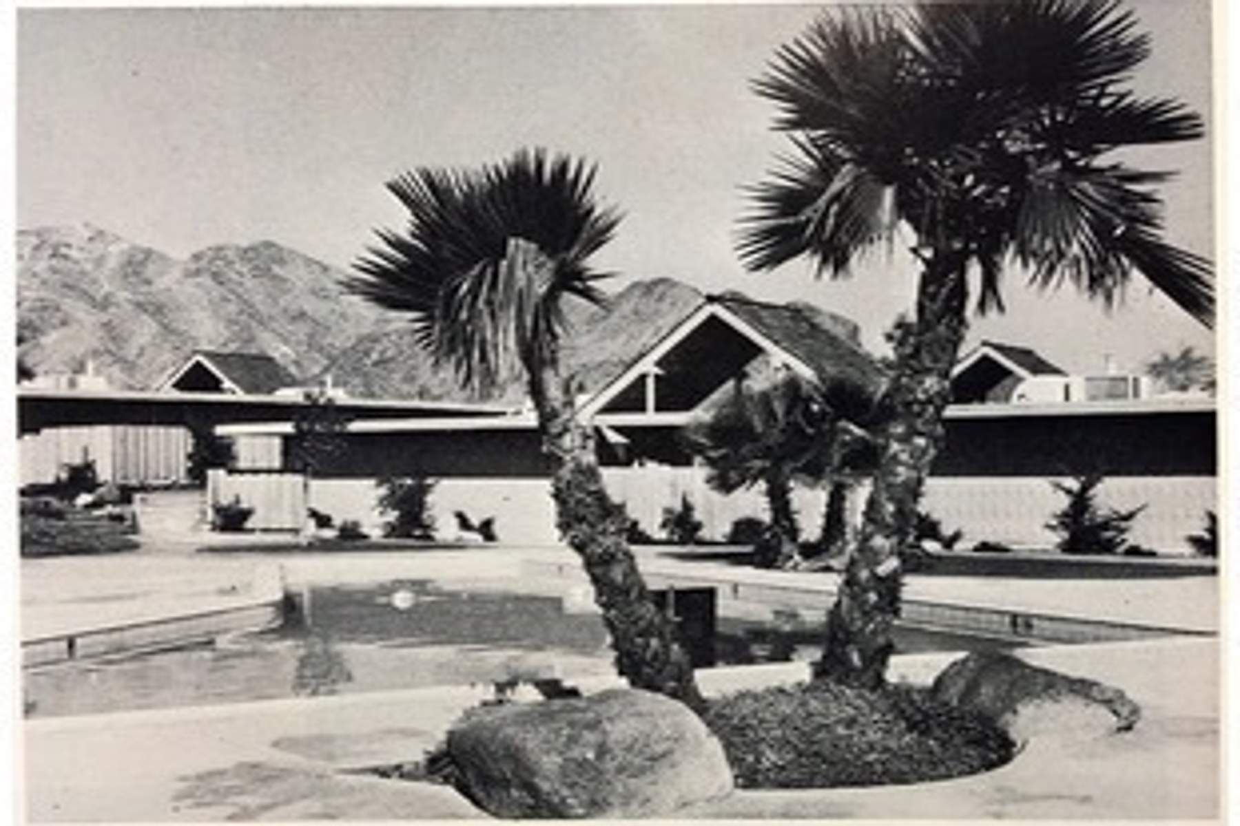  Midcentury Modern Magic in Rancho Mirage - 物件實景