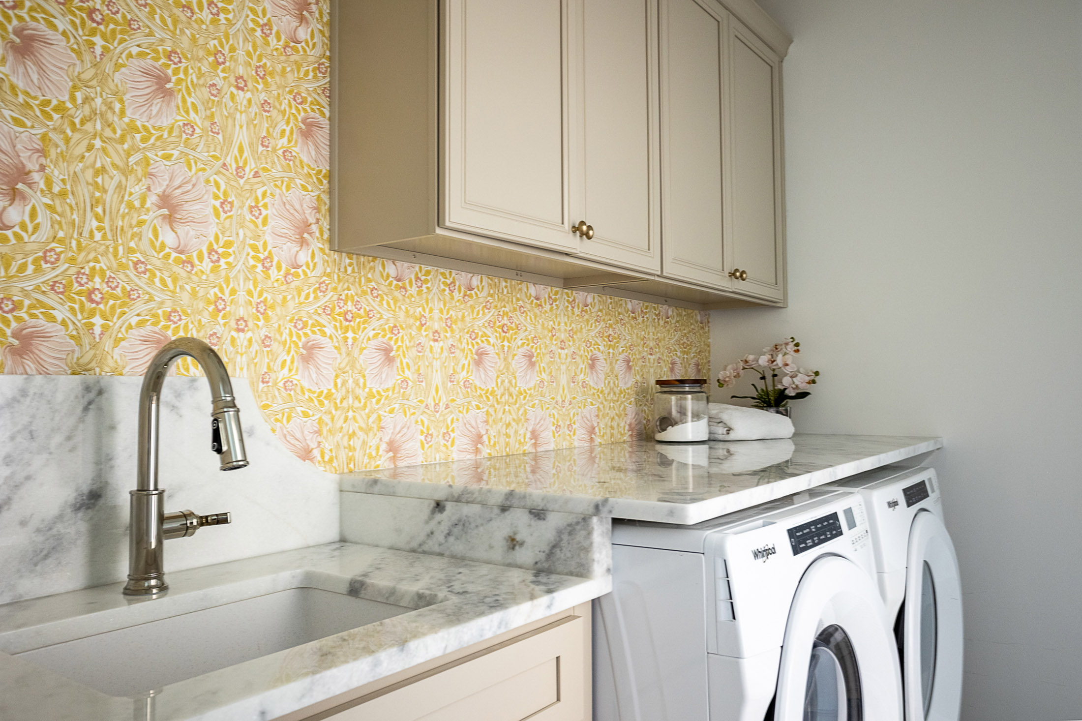  Stunning Designer Transformed Home in Sought-after Gated Vinings Community - 物件實景