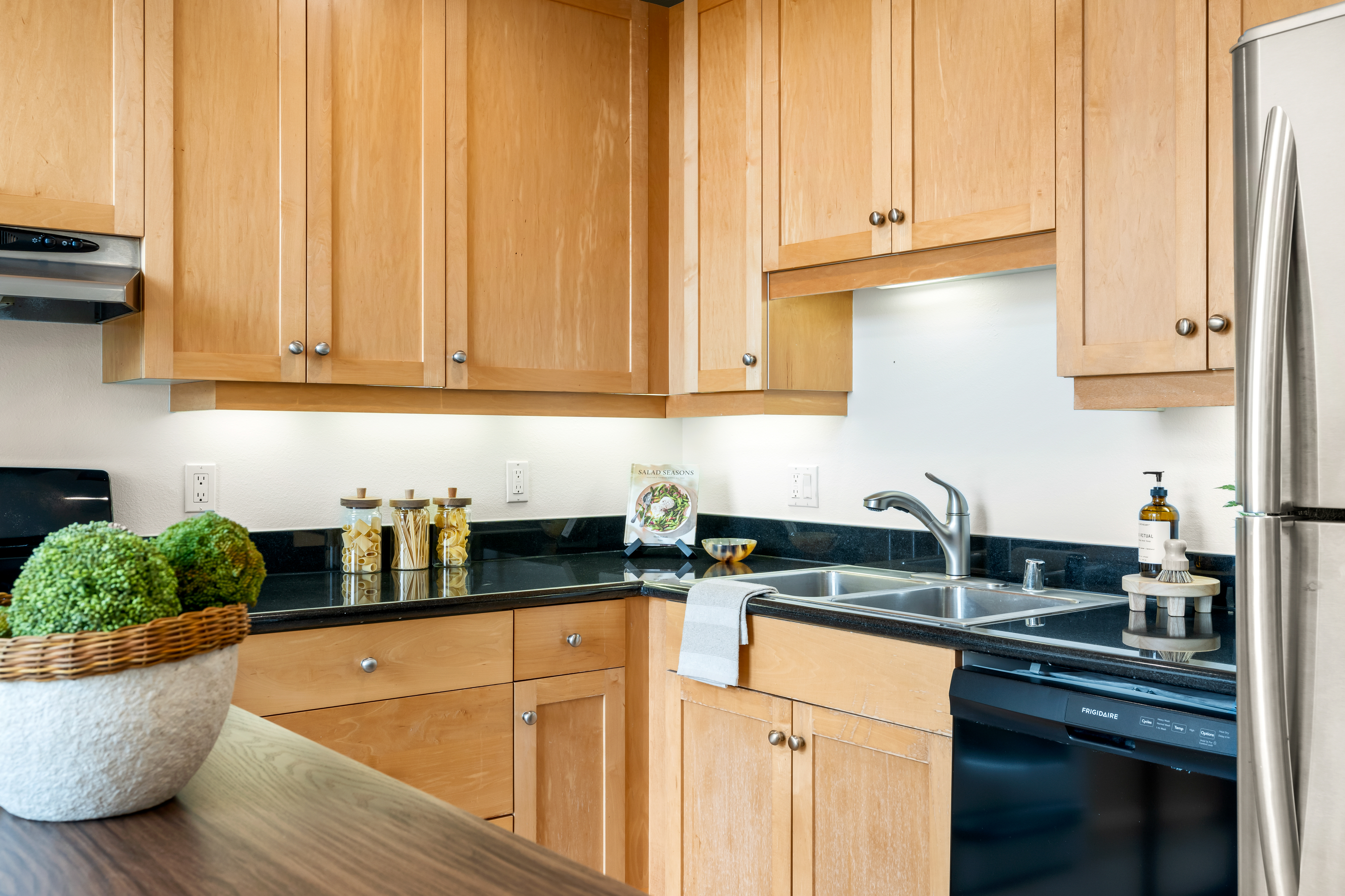  285 North Ventura Avenue #6, Ventura, CA 93001 - 物件實景