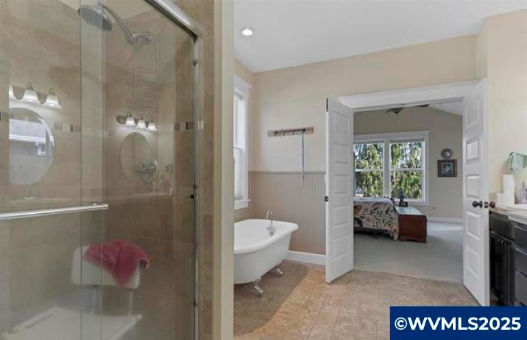 Salem, Oregon, 97306, United States, 4 Bedrooms Bedrooms, ,3 BathroomsBathrooms,Residential,For Sale,1989443