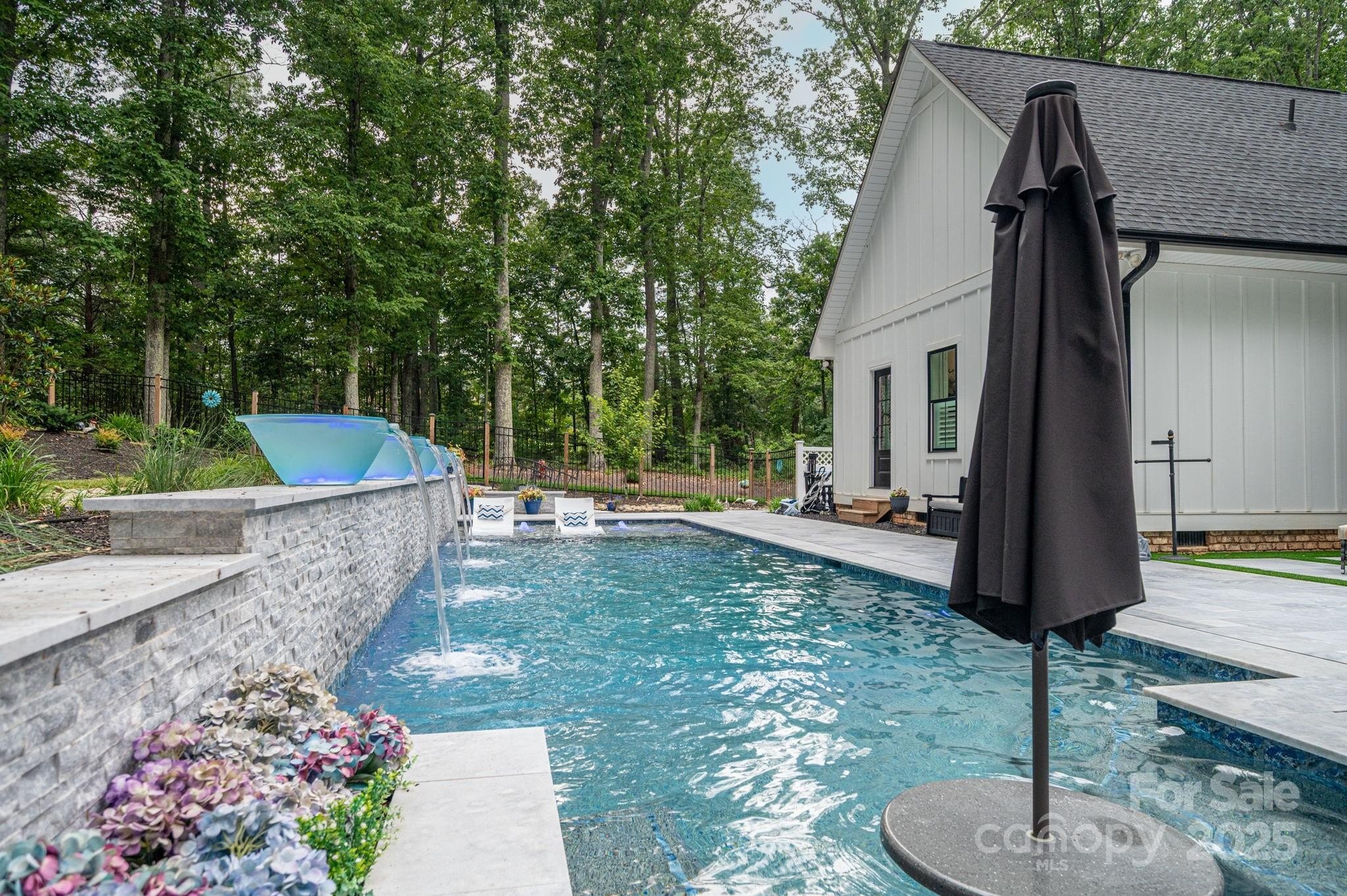 Lincolnton, North Carolina, 28092, United States, 4 Bedrooms Bedrooms, ,2 BathroomsBathrooms,Residential,For Sale,1944846