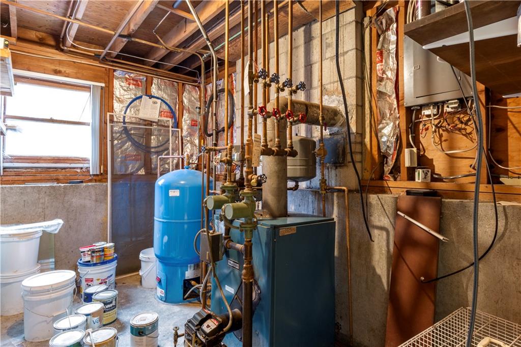 North Smithfield, Rhode Island, 02896, United States, 3 Bedrooms Bedrooms, ,3 BathroomsBathrooms,Residential,For Sale,1870589