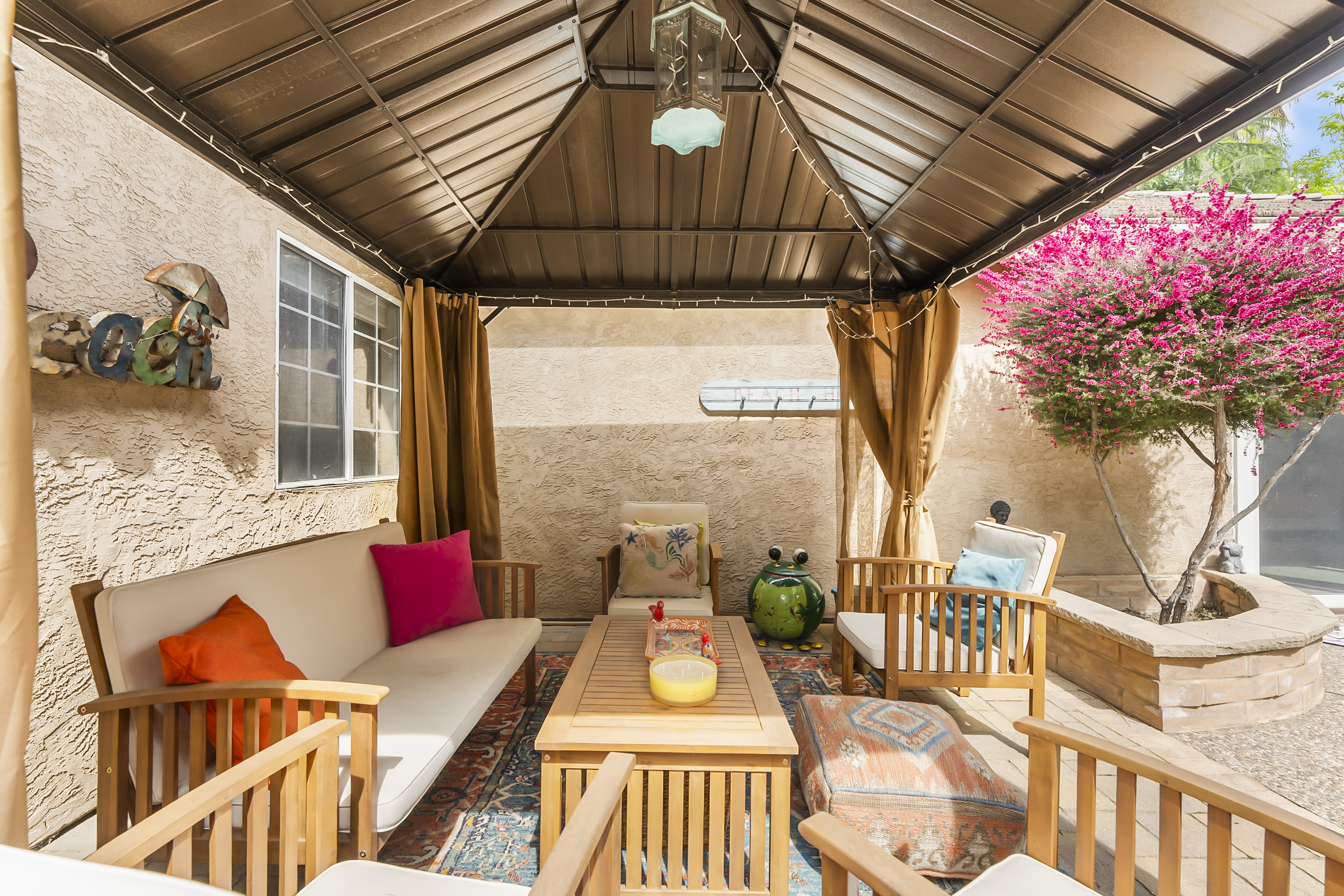  2230 Hillcrest Way, Carmichael, CA 95608 - 物件實景