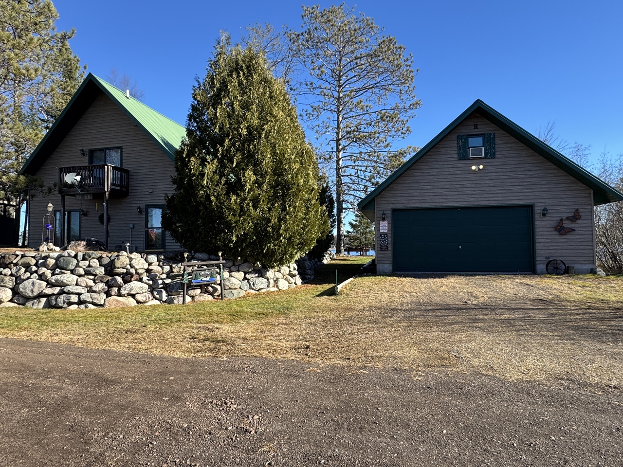 Oma, Wisconsin, 54534, United States, 2 Bedrooms Bedrooms, ,2 BathroomsBathrooms,Residential,For Sale,1995174