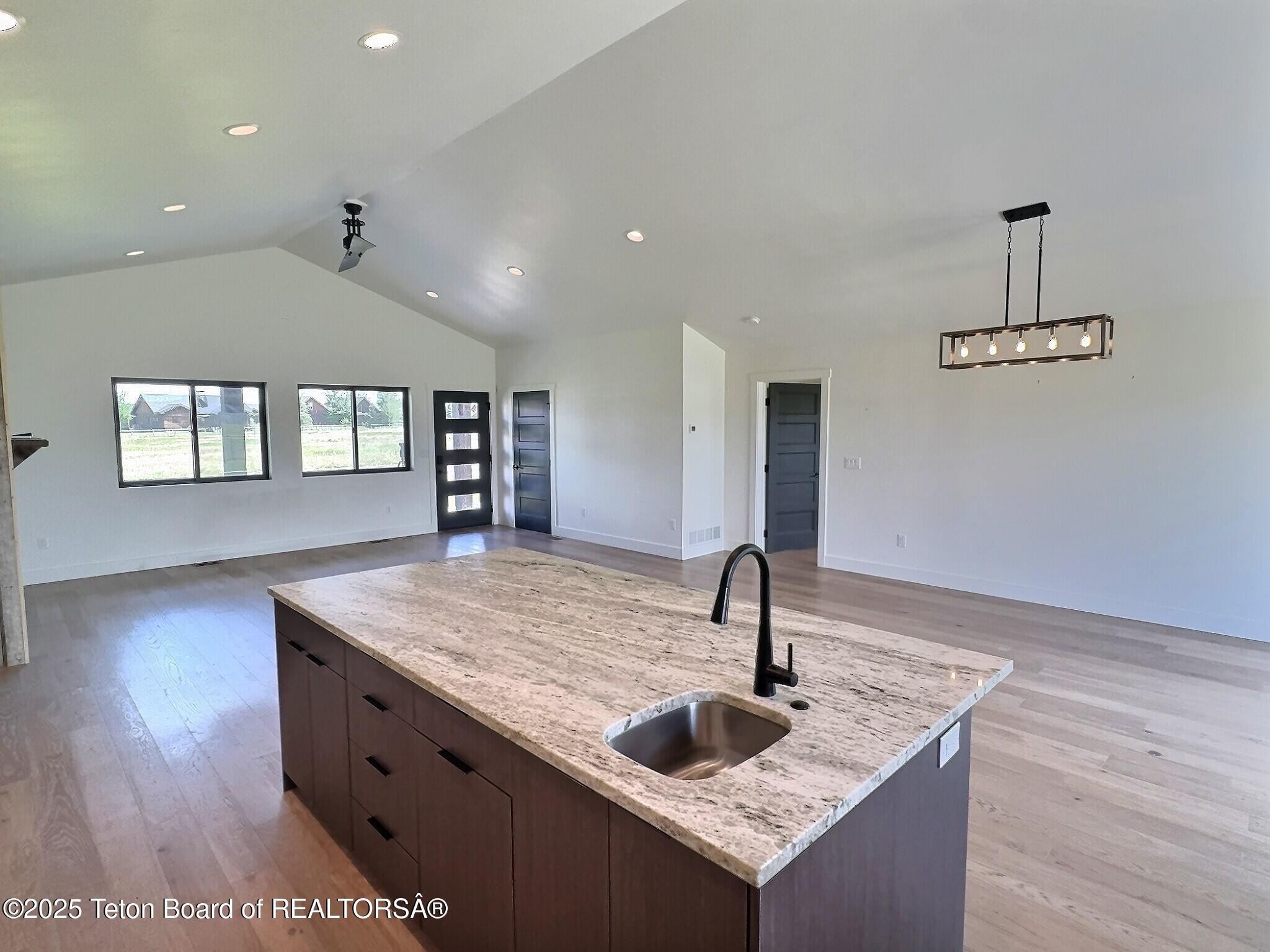 Victor, Idaho, 83455, United States, 3 Bedrooms Bedrooms, ,2 BathroomsBathrooms,Residential,For Sale,1982100