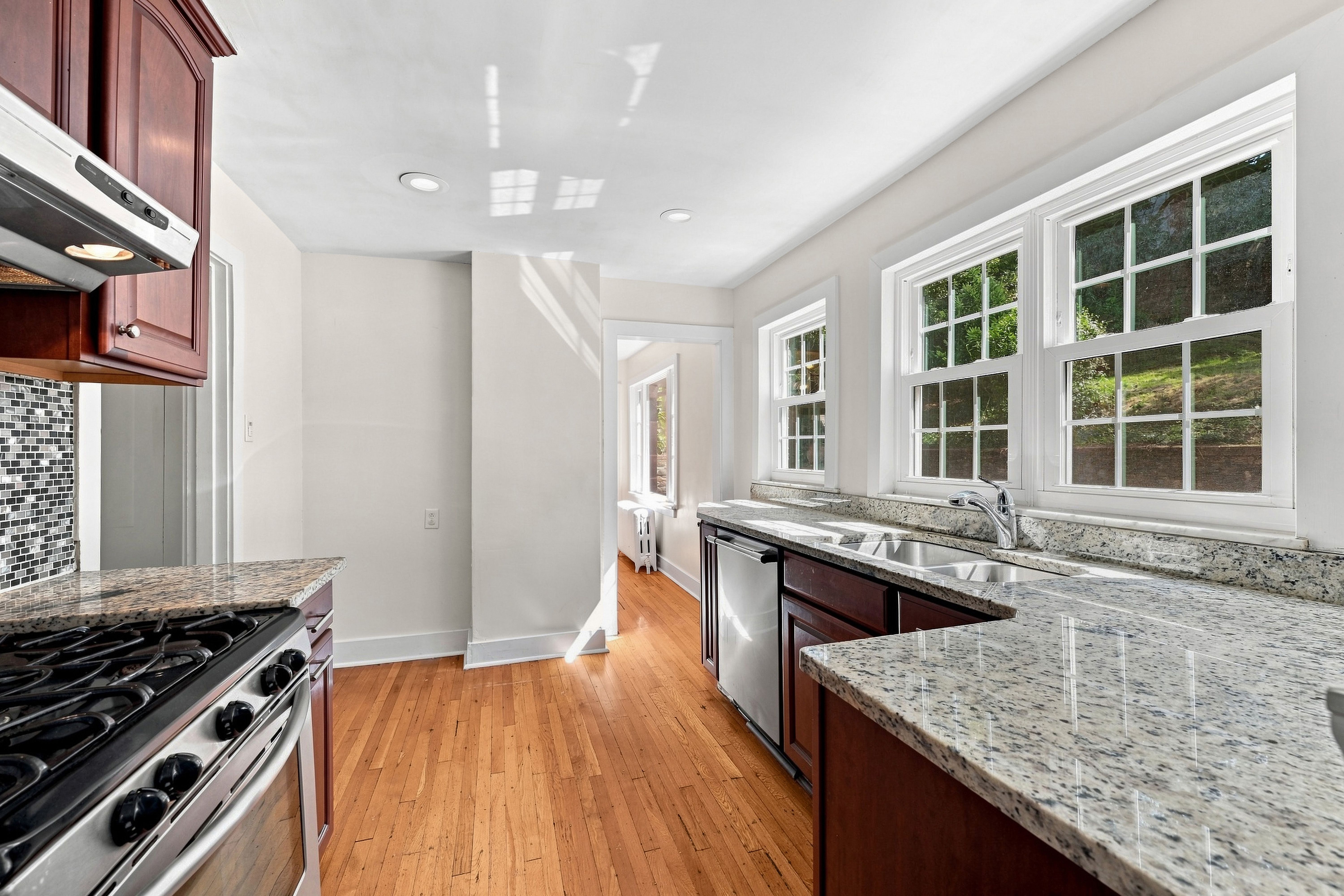  6324 Alderson Street, Pittsburgh, PA 15217 - 物件實景