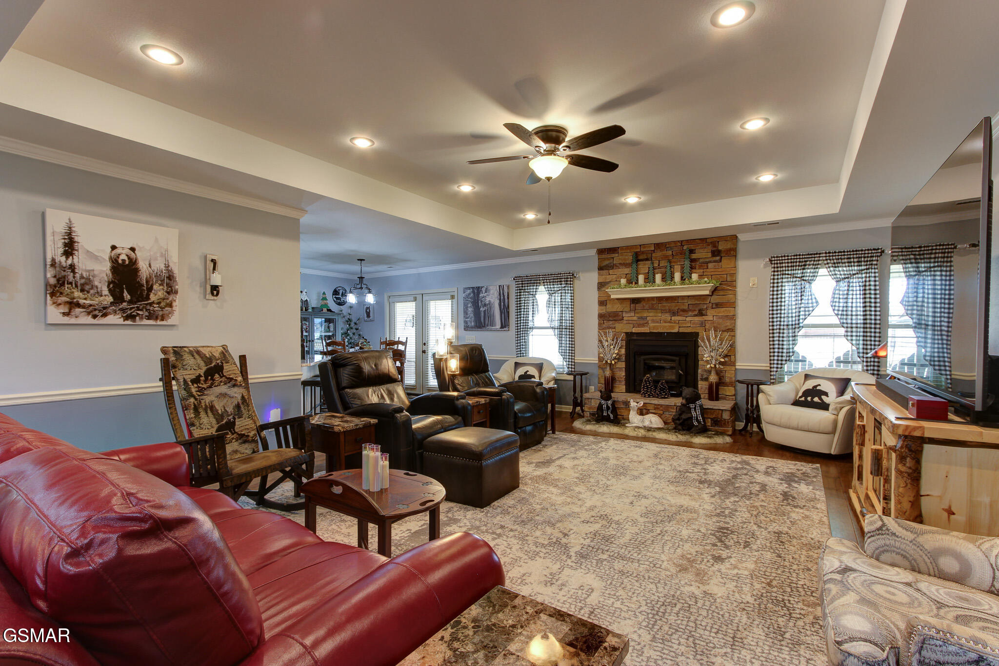 Walland, Tennessee, 37886, United States, 3 Bedrooms Bedrooms, ,2 BathroomsBathrooms,Residential,For Sale,2010982