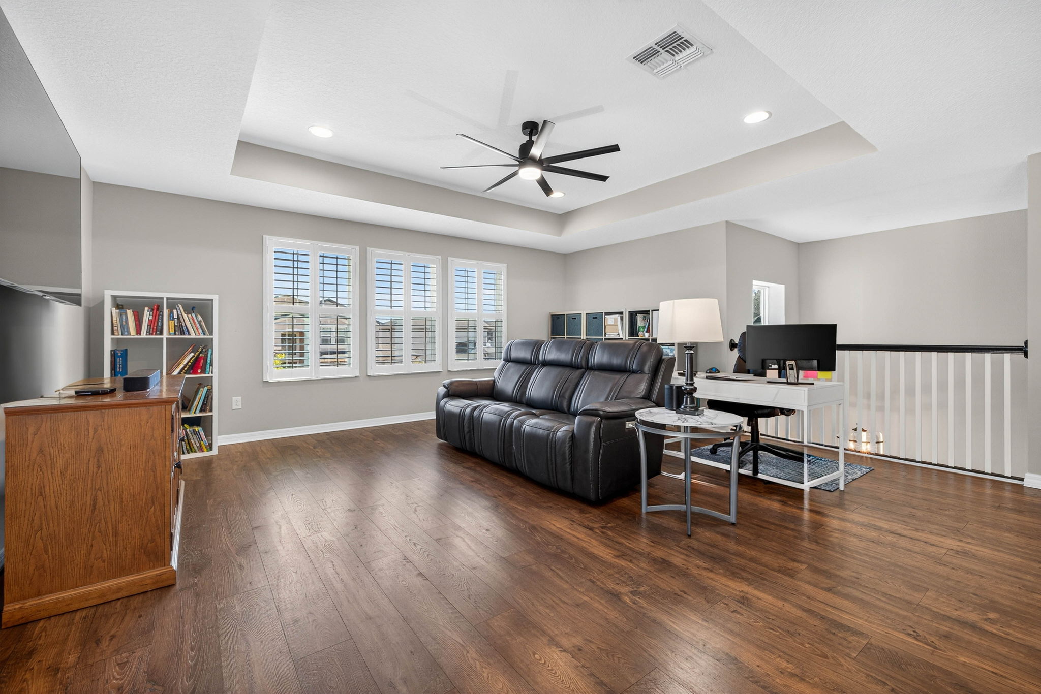 Land O Lakes, Florida, 34637, United States, 5 Bedrooms Bedrooms, ,3 BathroomsBathrooms,Residential,For Sale,1976107