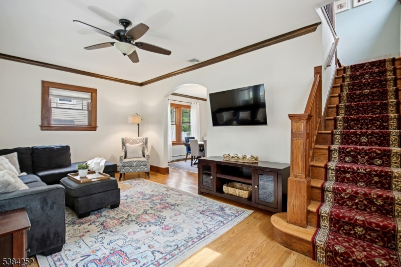 Cranford Twp., New Jersey, 07016, United States, 3 Bedrooms Bedrooms, ,2 BathroomsBathrooms,Residential,For Sale,1950969