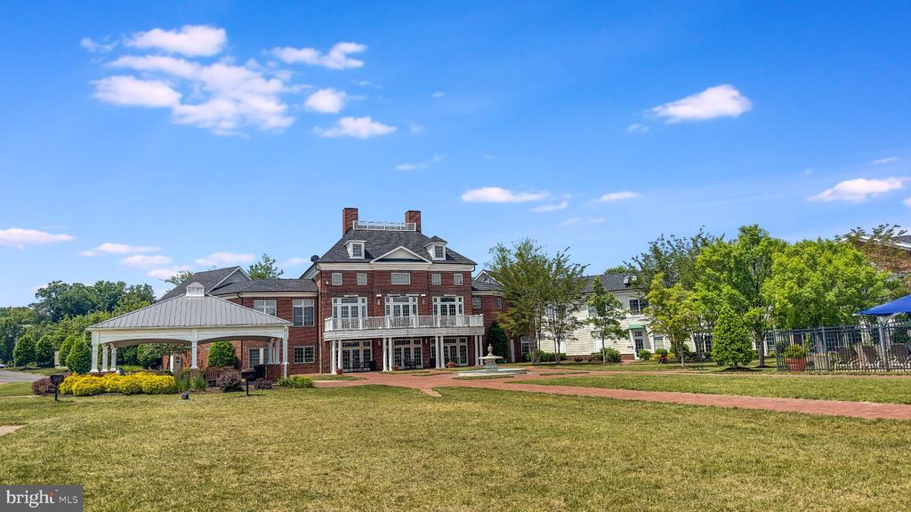 Woodbridge, Virginia, 22191, United States, 3 Bedrooms Bedrooms, ,3 BathroomsBathrooms,Residential,For Sale,2049196