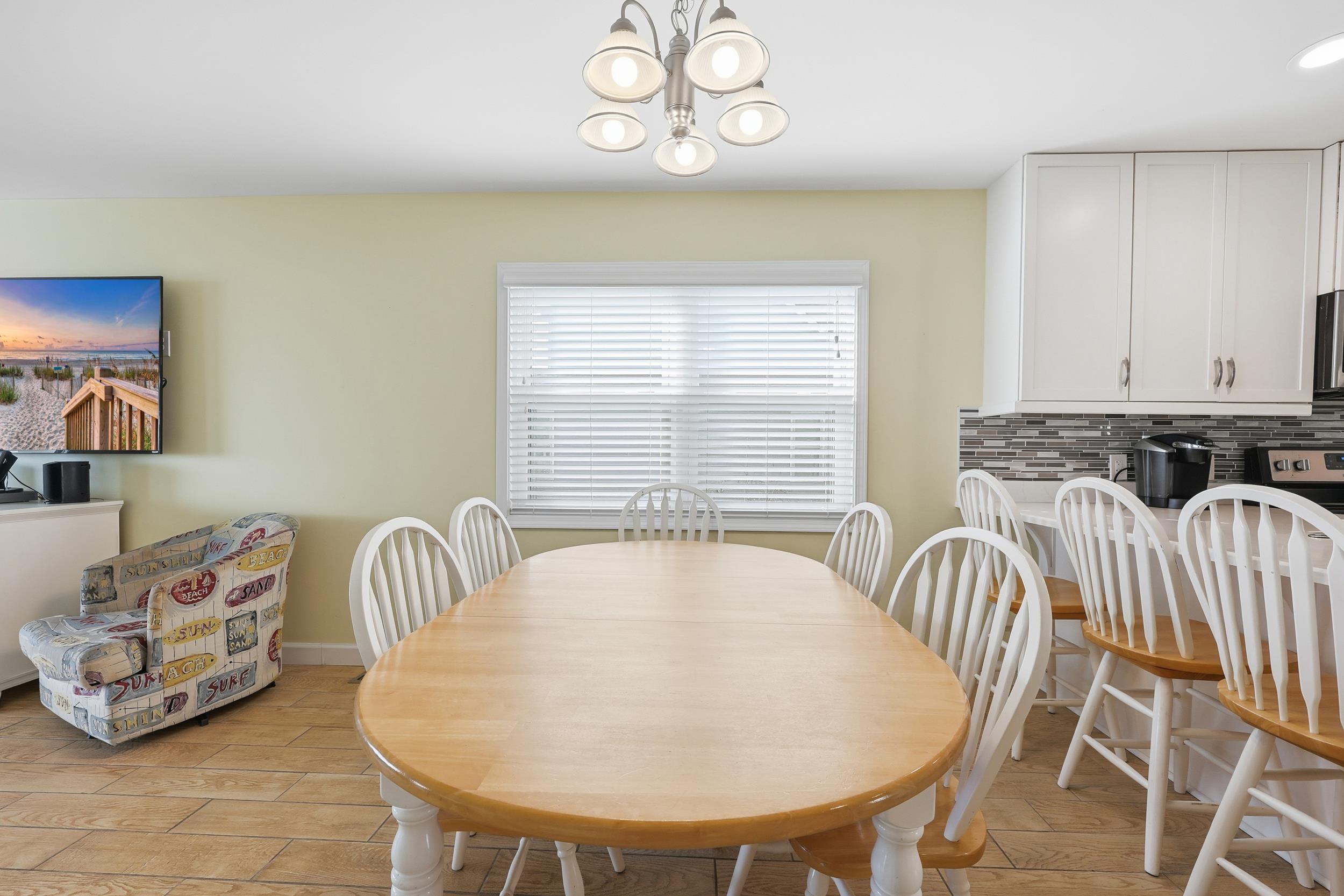 North Myrtle Beach, South Carolina, 29582, United States, 6 Bedrooms Bedrooms, ,4 BathroomsBathrooms,Residential,For Sale,2011670