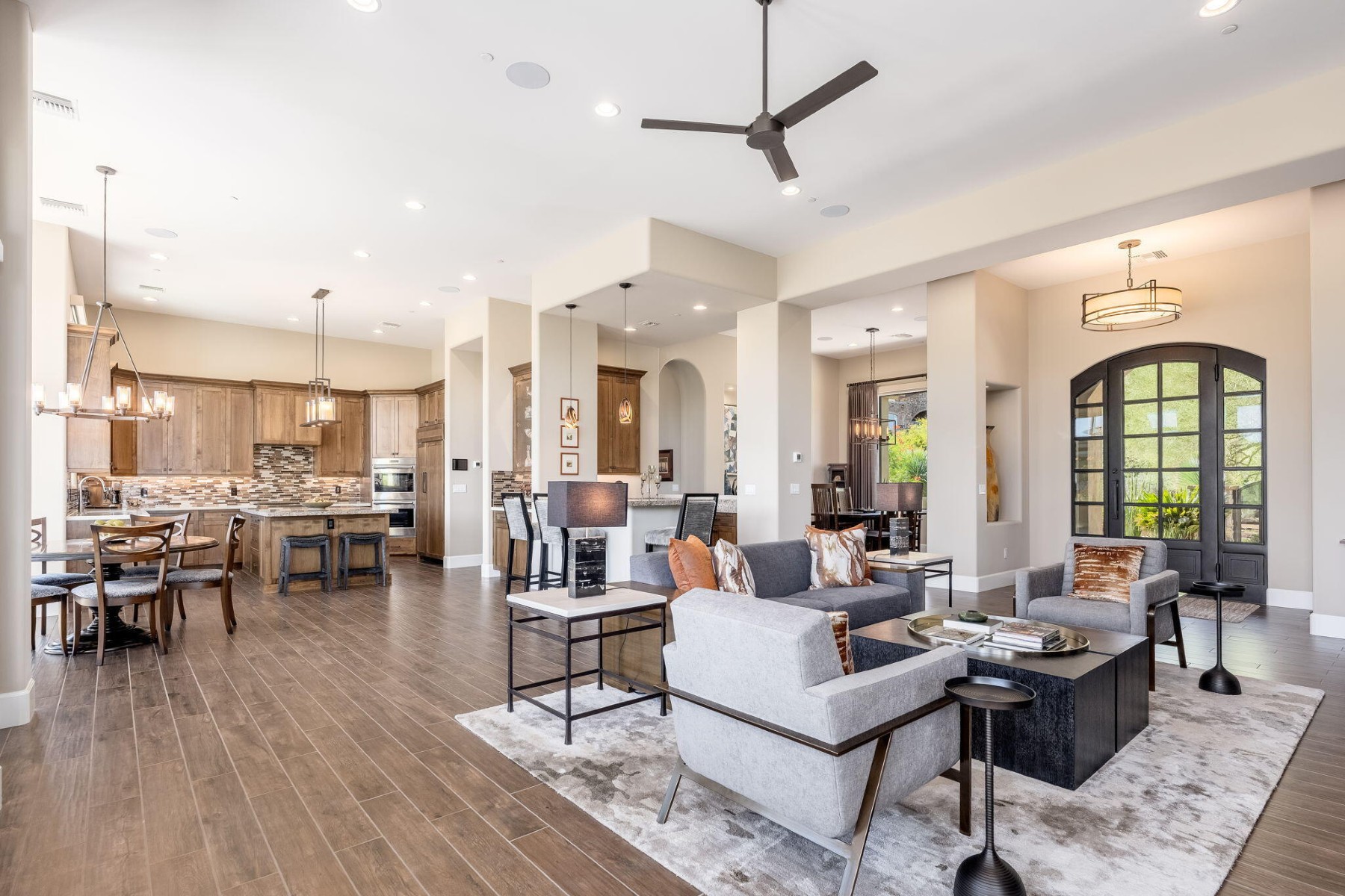  11212 E Troon Mountain Drive  Scottsdale, AZ - 物件實景