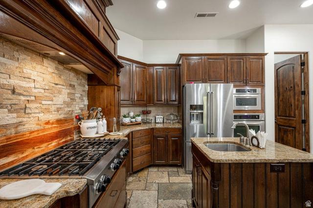 St. George, Utah, 84790, United States, 5 Bedrooms Bedrooms, ,4 BathroomsBathrooms,Residential,For Sale,2005572