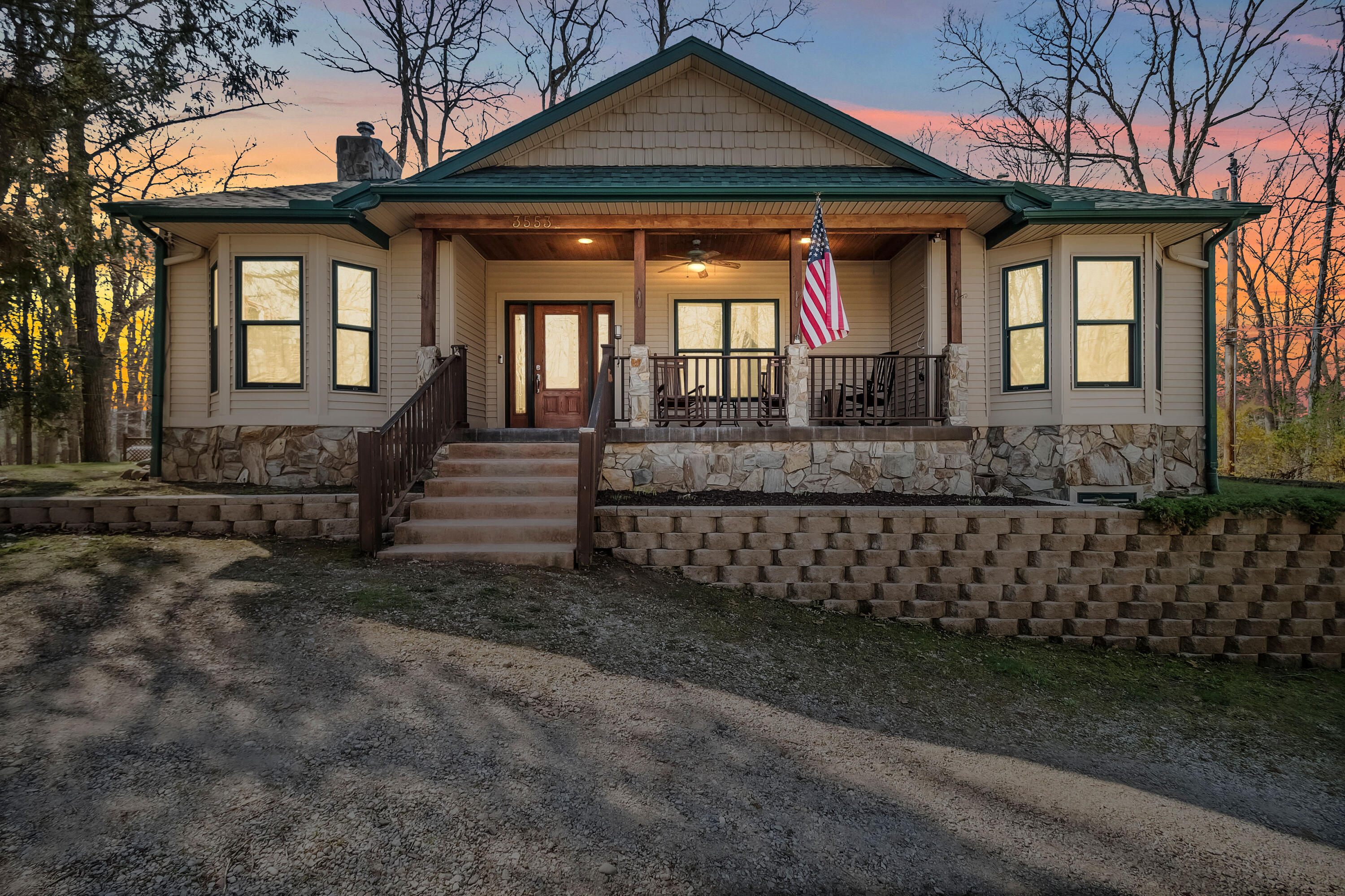 Hillsdale, Michigan, 49242, United States, 5 Bedrooms Bedrooms, ,3 BathroomsBathrooms,Residential,For Sale,1980121