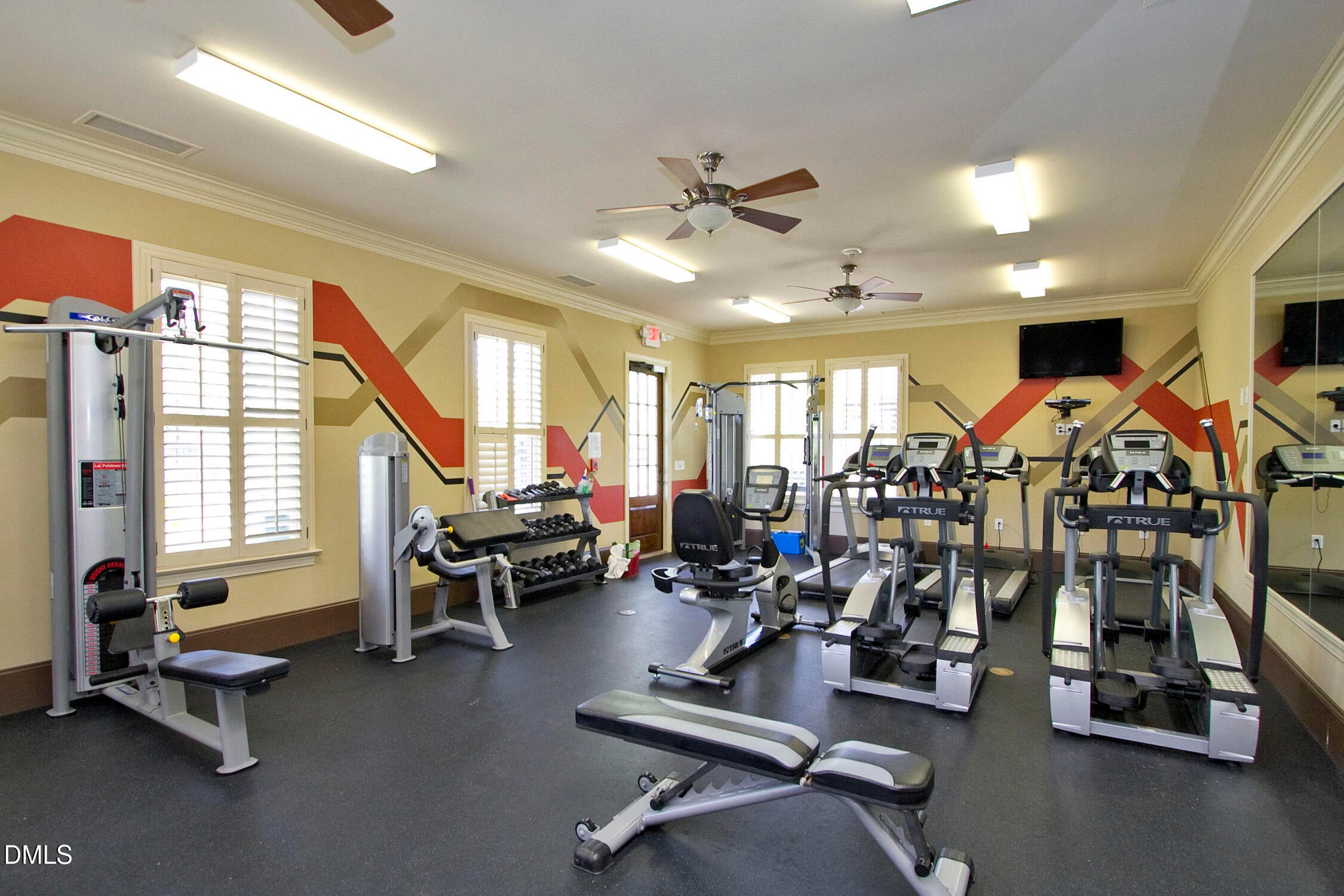 Apex, North Carolina, 27539, United States, 5 Bedrooms Bedrooms, ,5 BathroomsBathrooms,Residential,For Sale,2003181