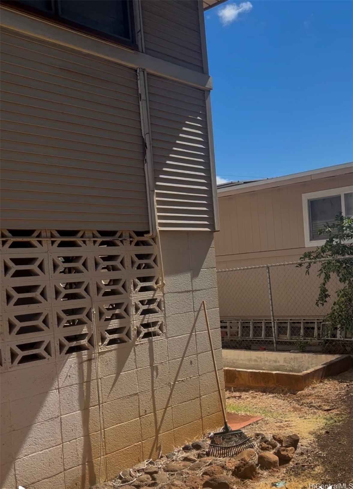 Honolulu, Hawaii, 96816, United States, 6 Bedrooms Bedrooms, ,3 BathroomsBathrooms,Residential,For Sale,1987575