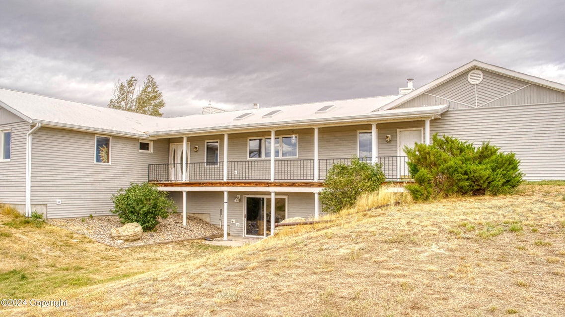 Gillette, Wyoming, 82718, United States, 3 Bedrooms Bedrooms, ,3 BathroomsBathrooms,Residential,For Sale,1977220