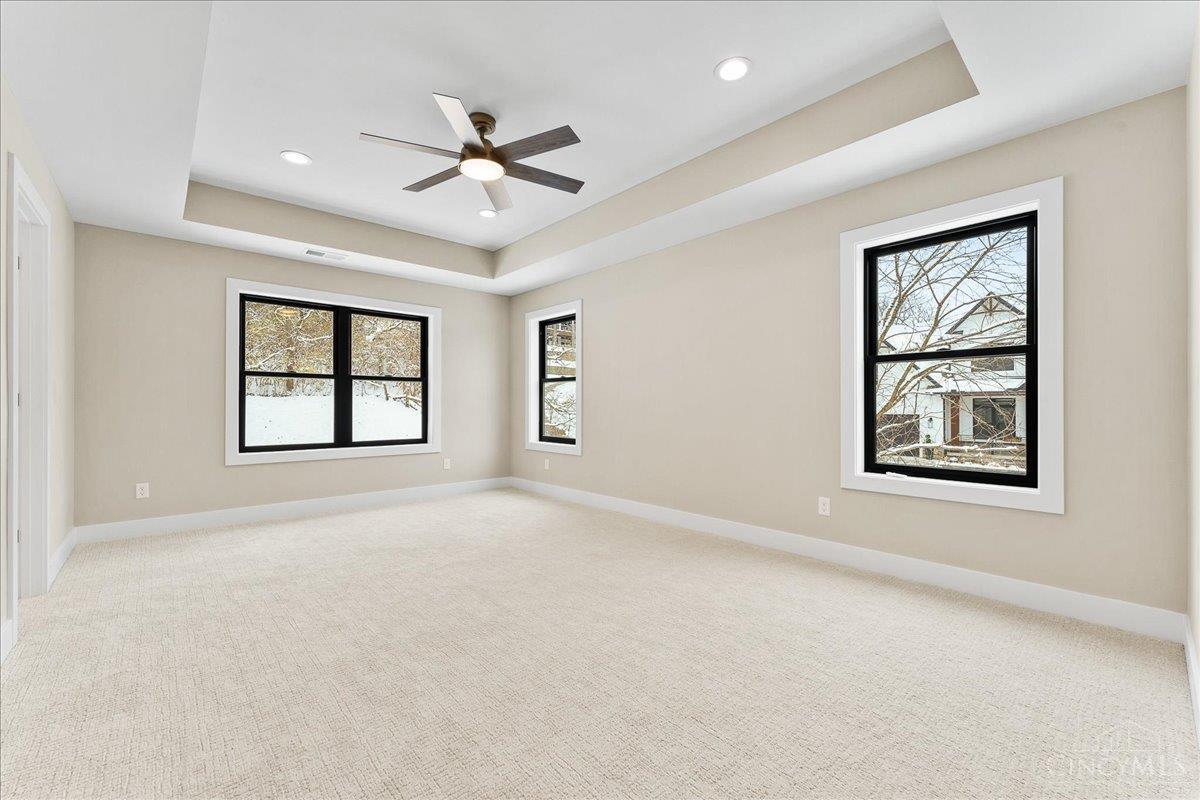 Blue Ash, Ohio, 45241, United States, 4 Bedrooms Bedrooms, ,4 BathroomsBathrooms,Residential,For Sale,2001661