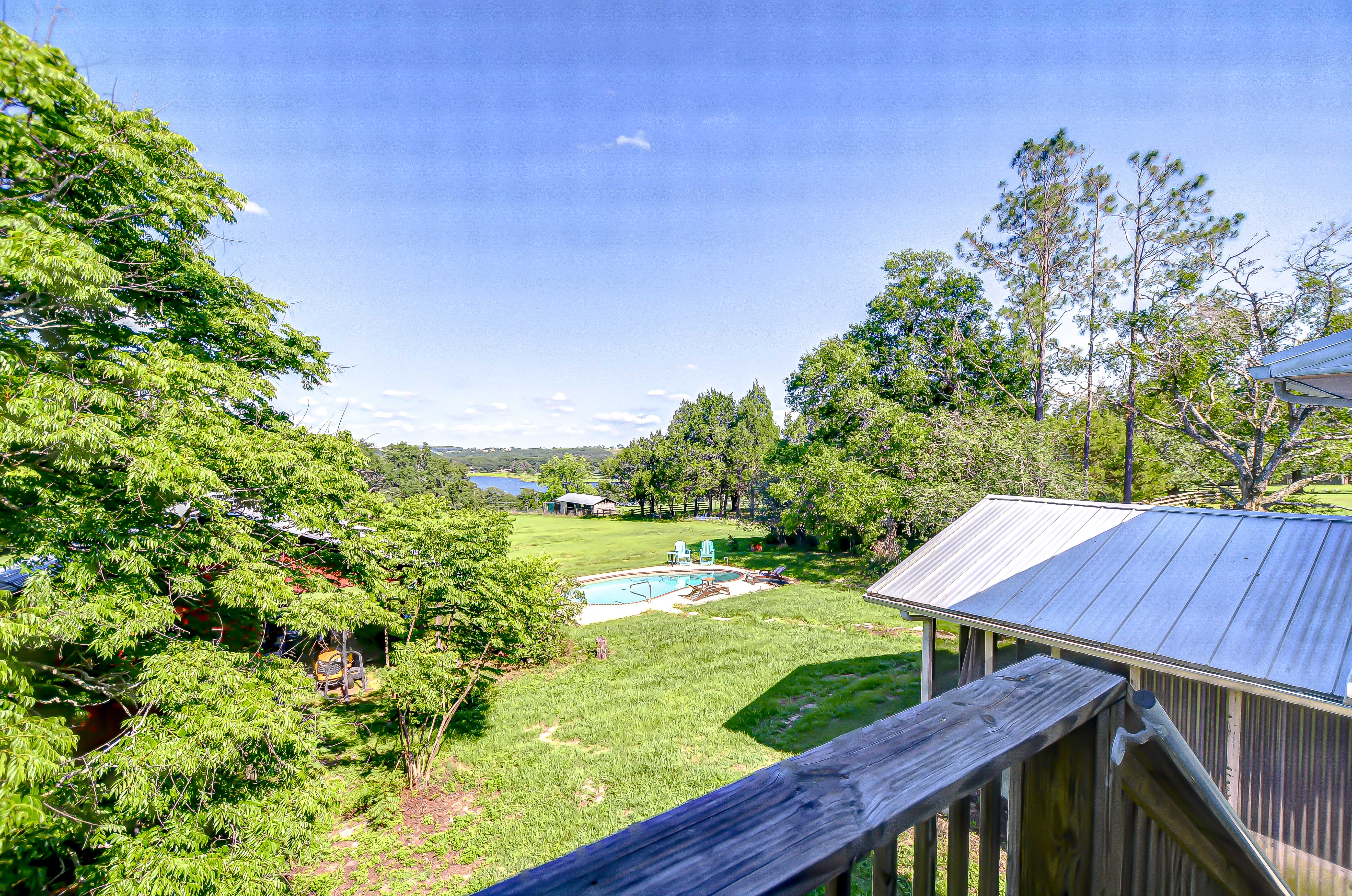 Dade City, Florida, 33523, United States, 4 Bedrooms Bedrooms, ,3 BathroomsBathrooms,Residential,For Sale,1873323