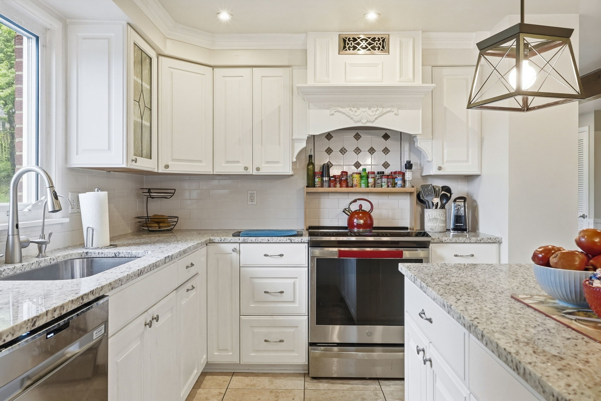  116 Hawthorne Drive, Pittsburgh, PA 15235 - 物件實景