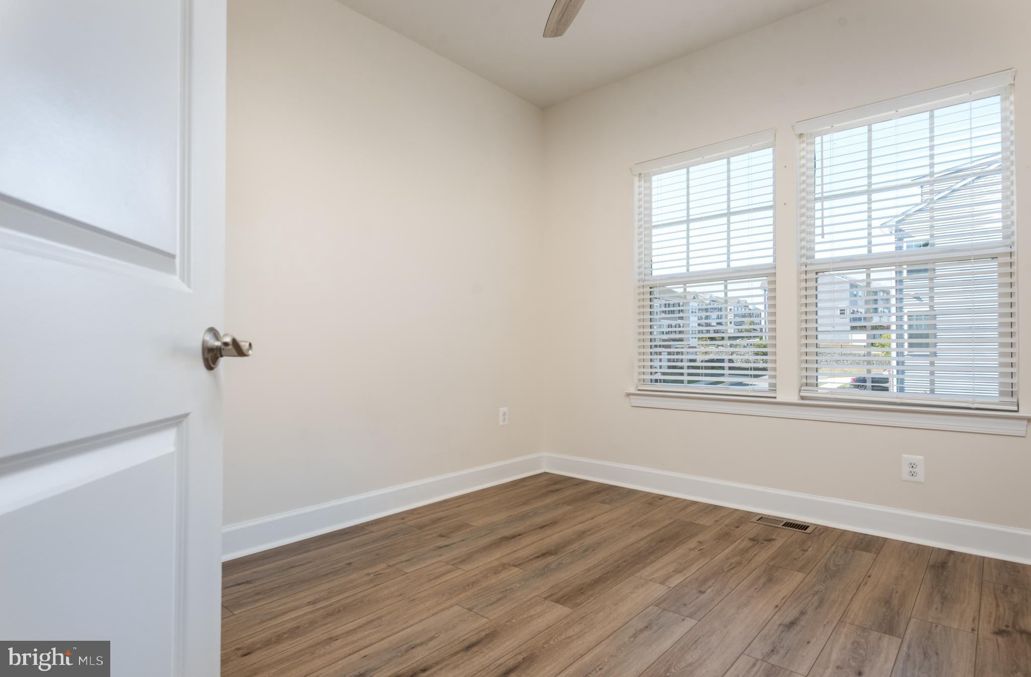 Haymarket, Virginia, 20169, United States, 4 Bedrooms Bedrooms, ,4 BathroomsBathrooms,Residential,For Sale,1980025