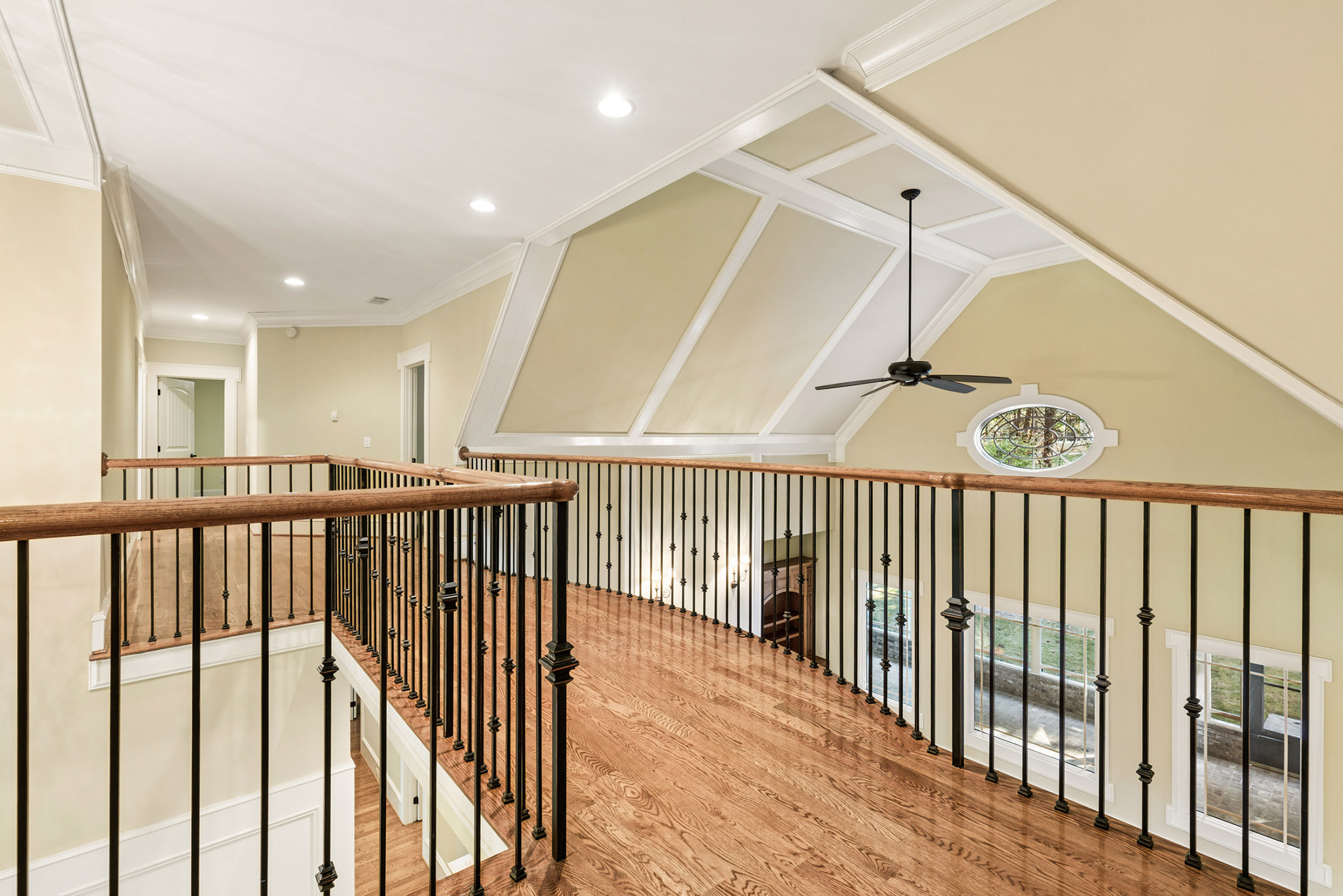  A Rare Opportunity to Enjoy Estate-Style Living in Sought-After Woodstock - 物件實景