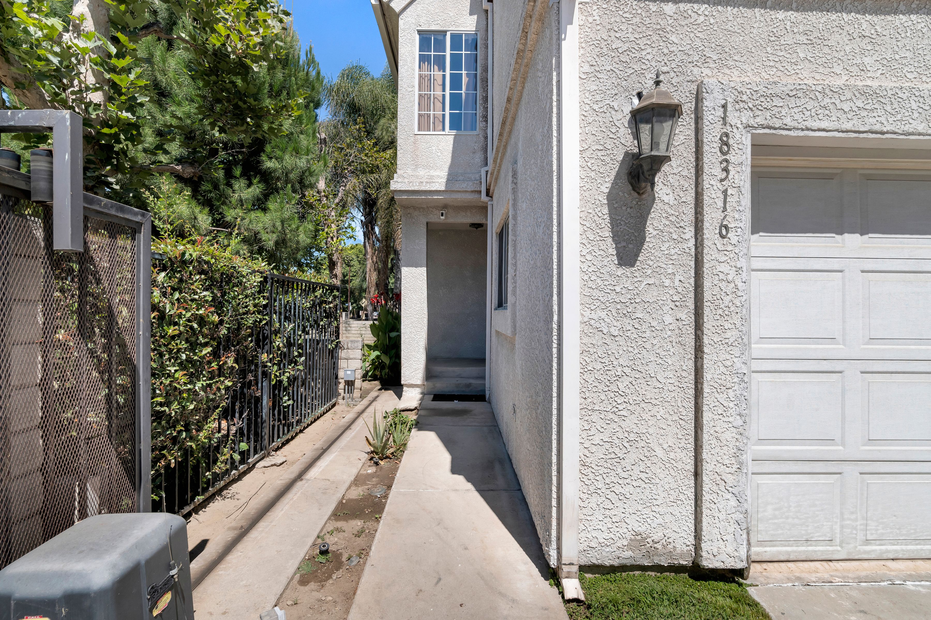  18316 Keswick Street, Reseda - 物件實景