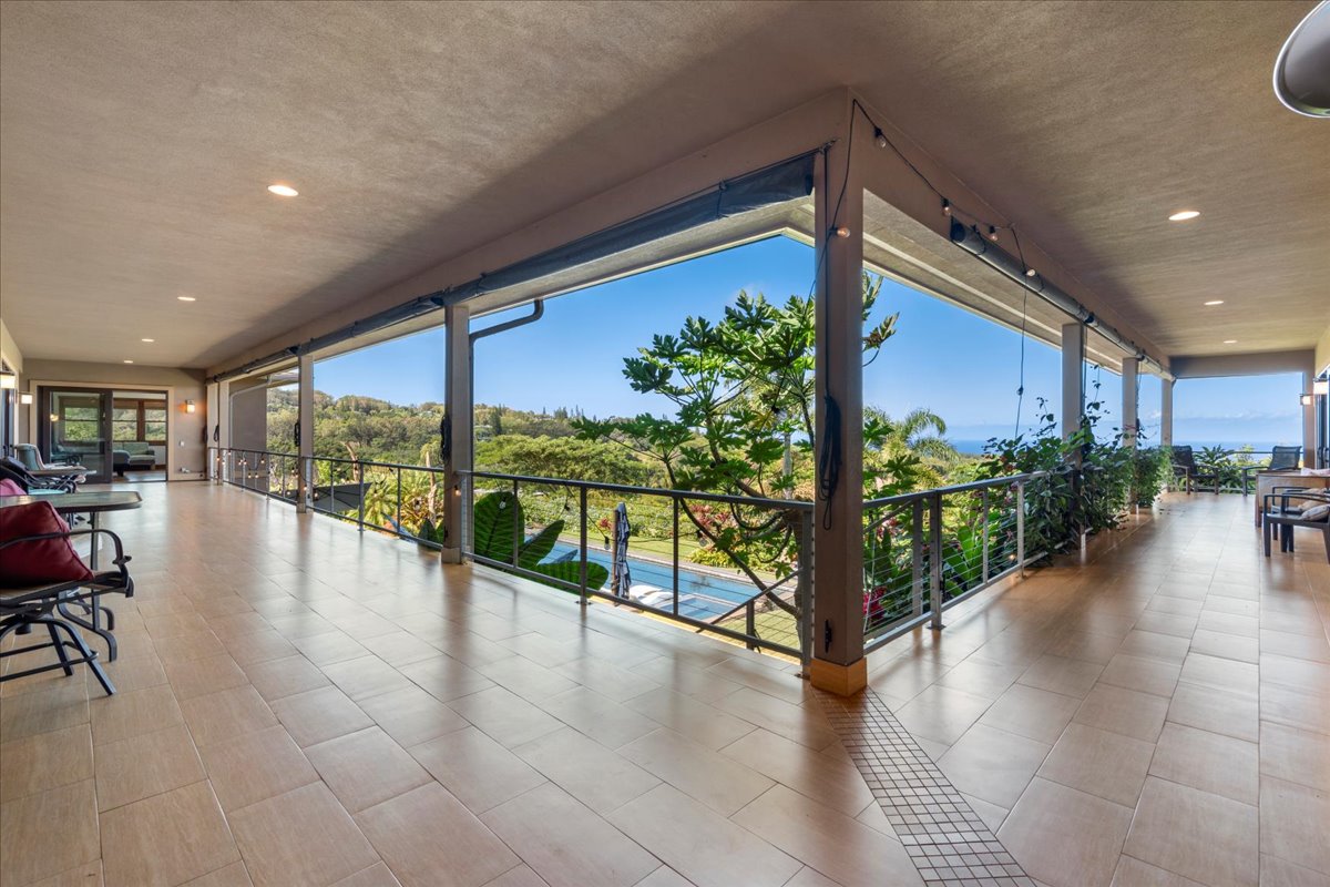 Haiku, Hawaii, 96708, United States, 4 Bedrooms Bedrooms, ,3 BathroomsBathrooms,Residential,For Sale,2002523