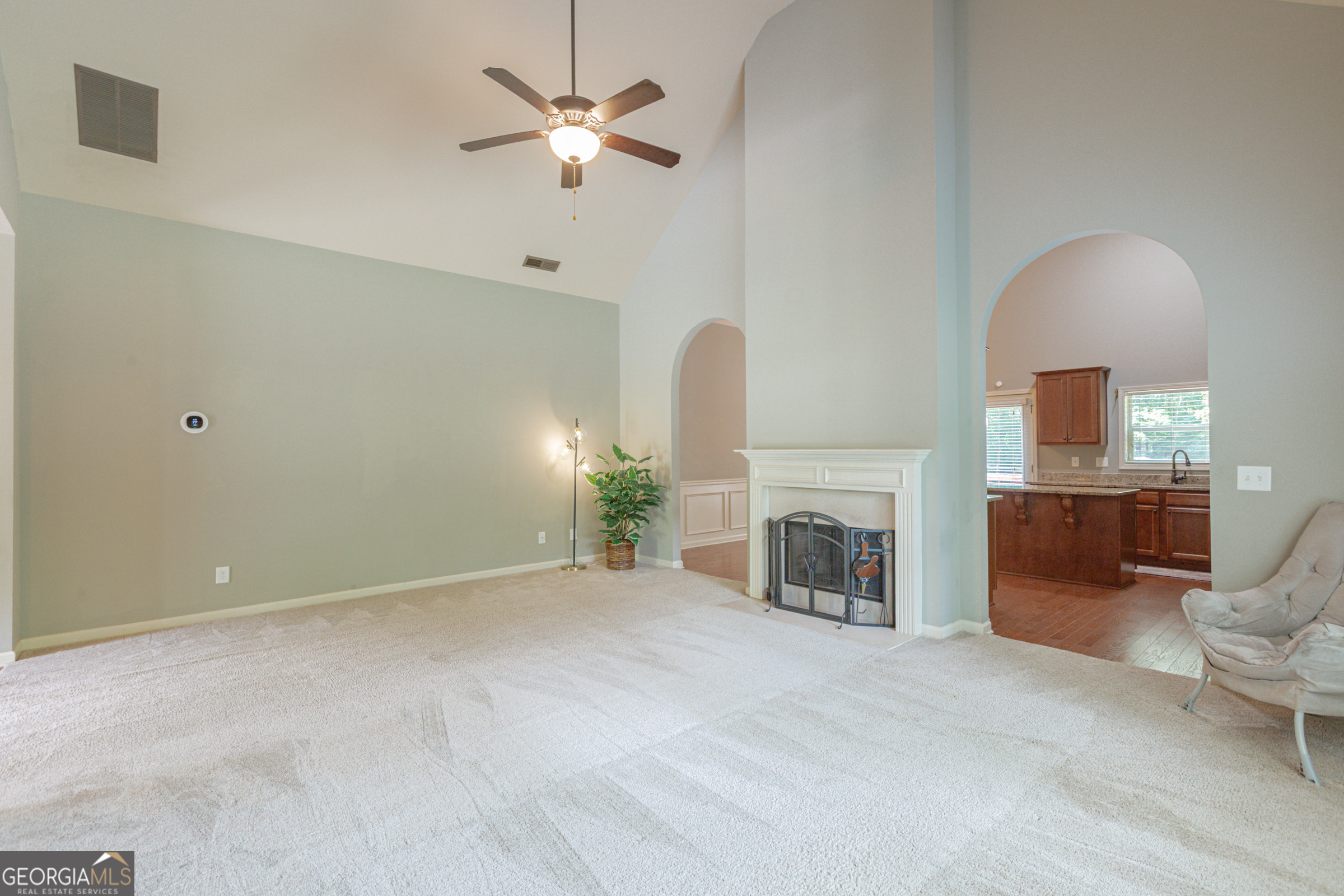 Senoia, Georgia, 30276, United States, 4 Bedrooms Bedrooms, ,3 BathroomsBathrooms,Residential,For Sale,1970203