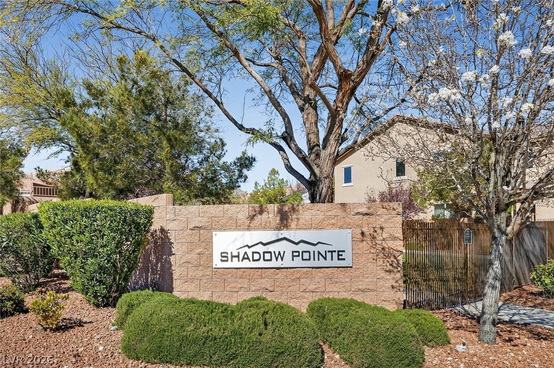 Las Vegas, Nevada, 89129, United States, 4 Bedrooms Bedrooms, ,3 BathroomsBathrooms,Residential,For Sale,2023651
