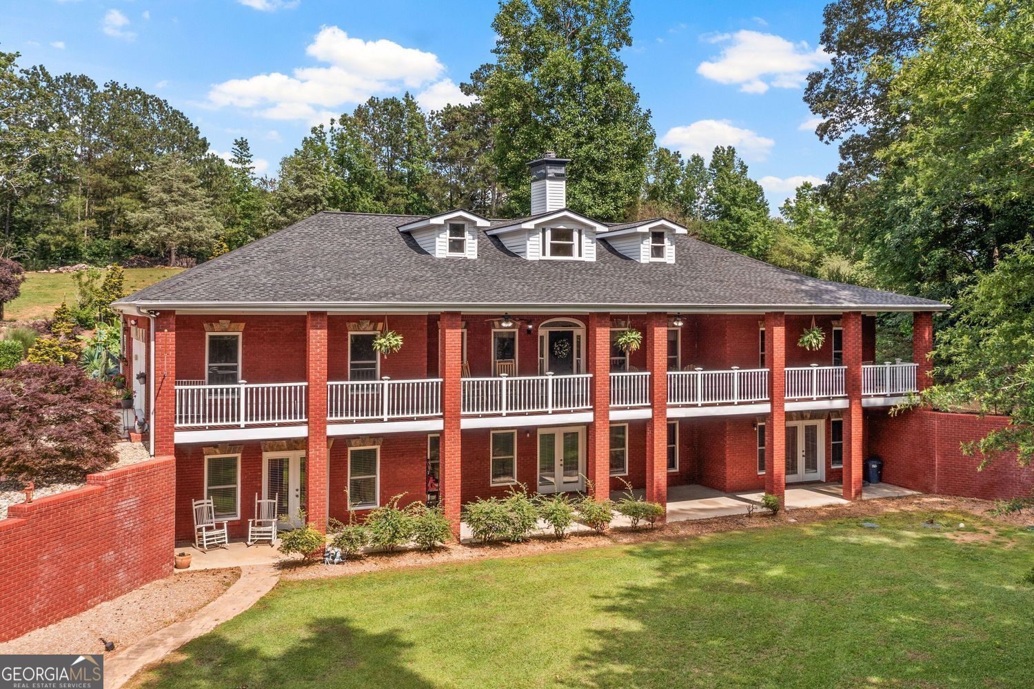 Cumming, Georgia, 30028, United States, 4 Bedrooms Bedrooms, ,5 BathroomsBathrooms,Residential,For Sale,1859105