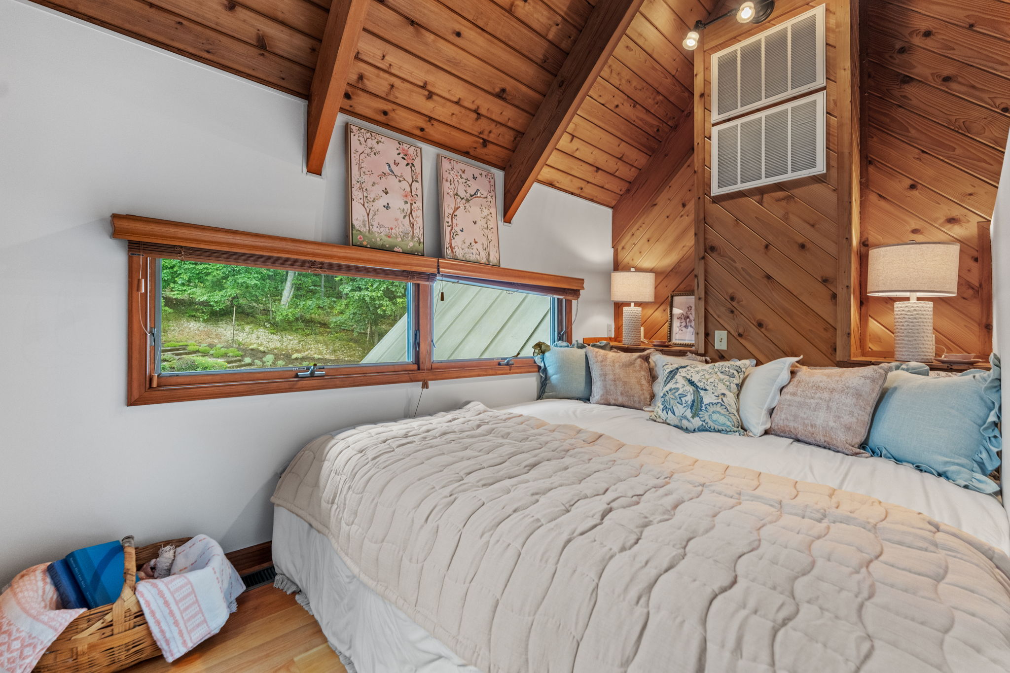  310 Red Gate Retreat Way, Berkeley Springs, WV 25411 - 物件實景