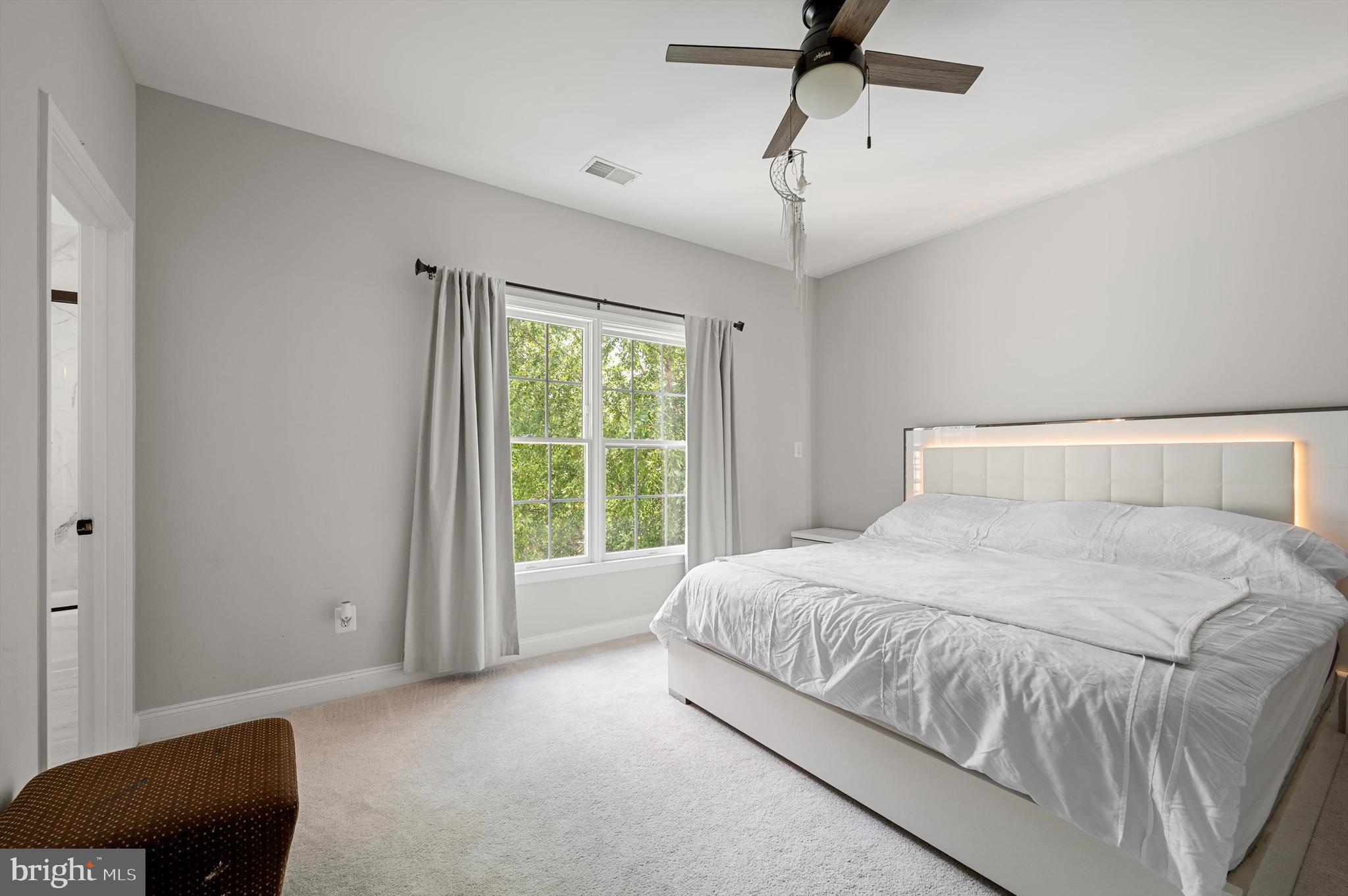 Leesburg, Virginia, 20175, United States, 4 Bedrooms Bedrooms, ,6 BathroomsBathrooms,Residential,For Sale,1975882