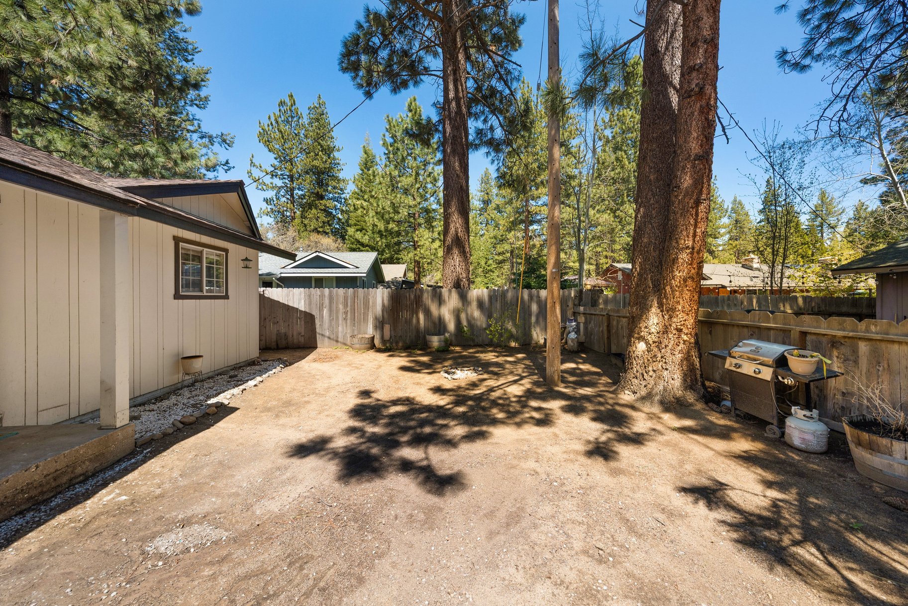  Income-Producing Duplex in South Lake Tahoe - 物件實景