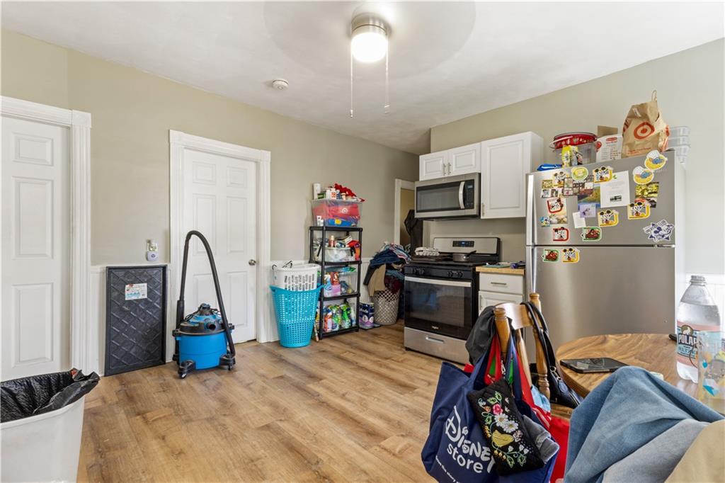 Pawtucket, Rhode Island, 02860, United States, 8 Bedrooms Bedrooms, ,3 BathroomsBathrooms,Residential,For Sale,2048506