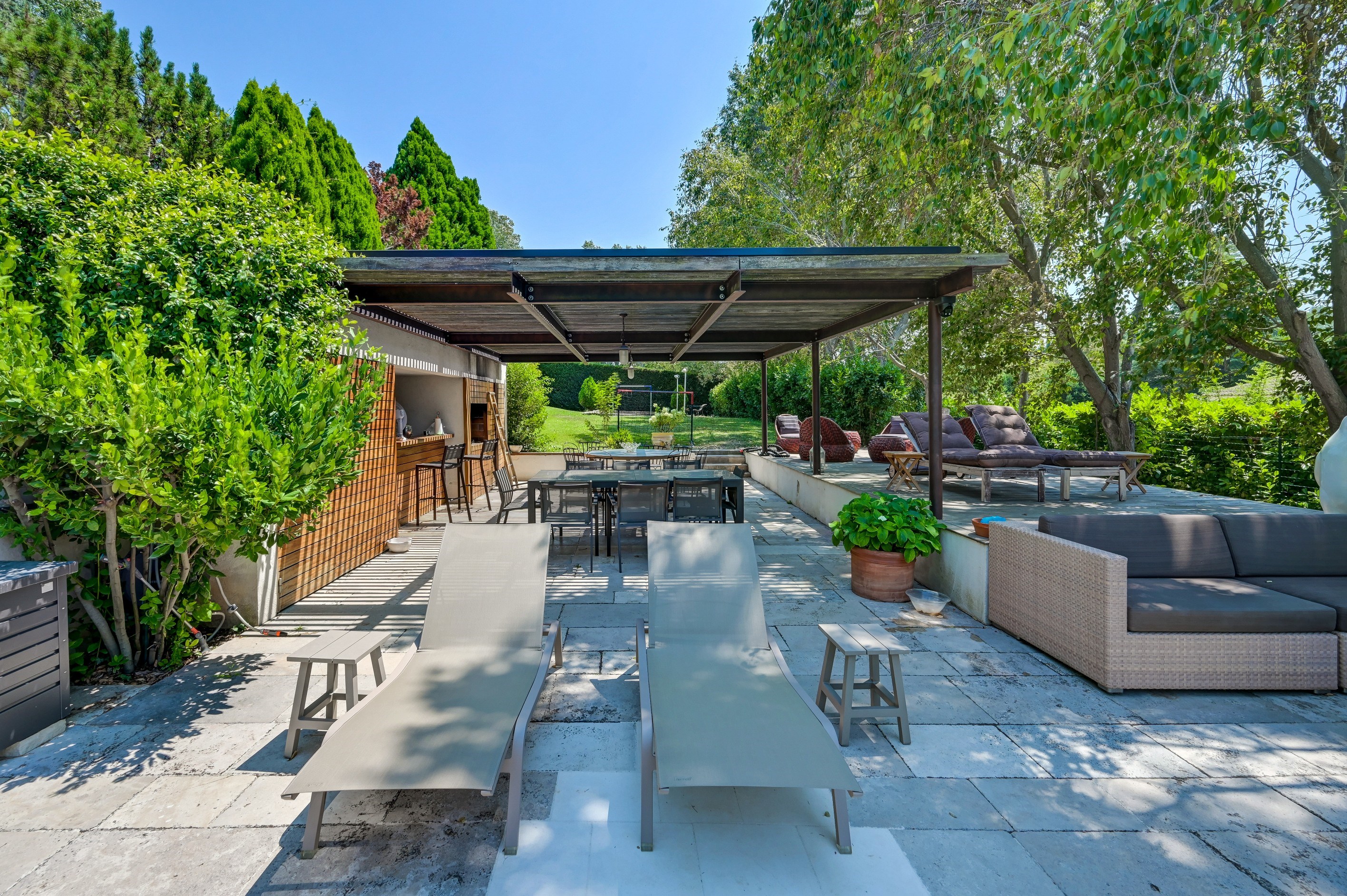  Elegant Family Estate in a Prestigious Southern Aix-en-Provence Setting - 物件實景