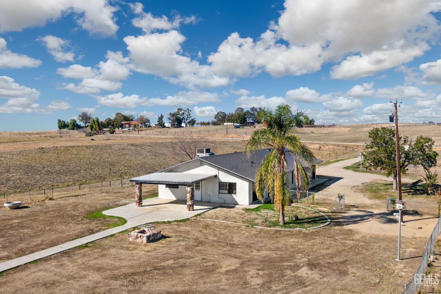 Mc Farland, California, 93250, United States, 3 Bedrooms Bedrooms, ,2 BathroomsBathrooms,Residential,For Sale,1994754
