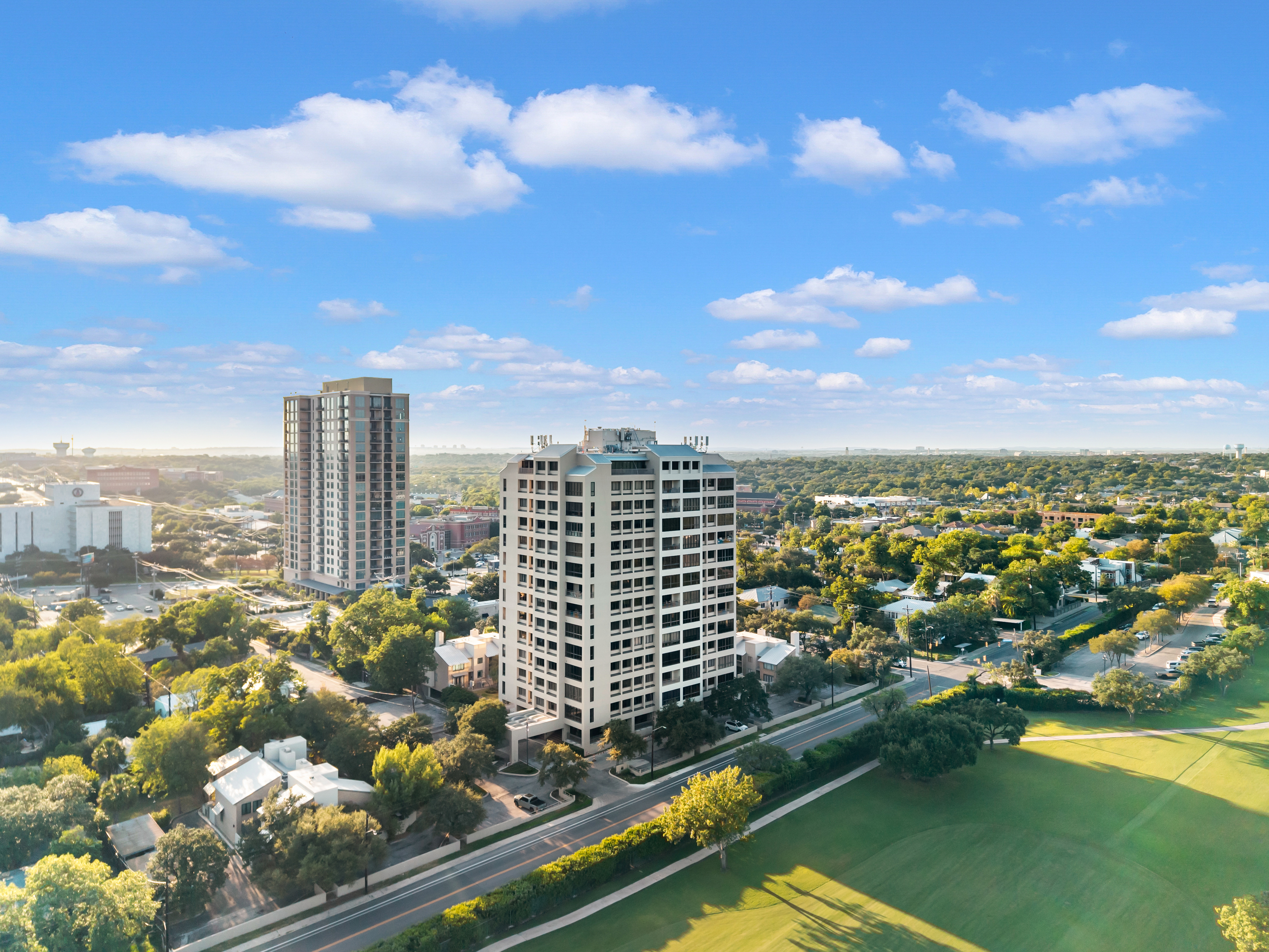  Elevated San Antonio Living - 物件實景