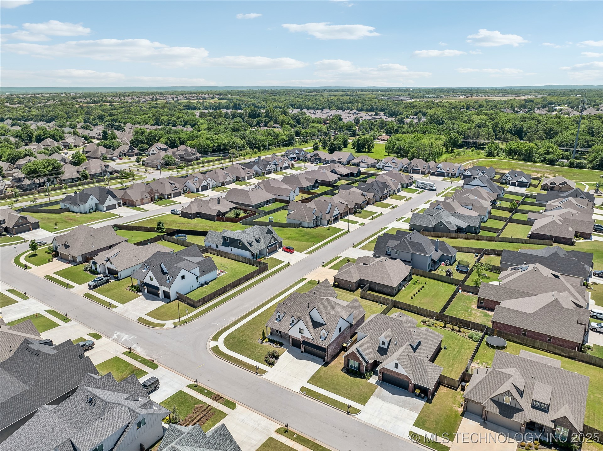 Bixby, Oklahoma, 74008, United States, 4 Bedrooms Bedrooms, ,4 BathroomsBathrooms,Residential,For Sale,1819020