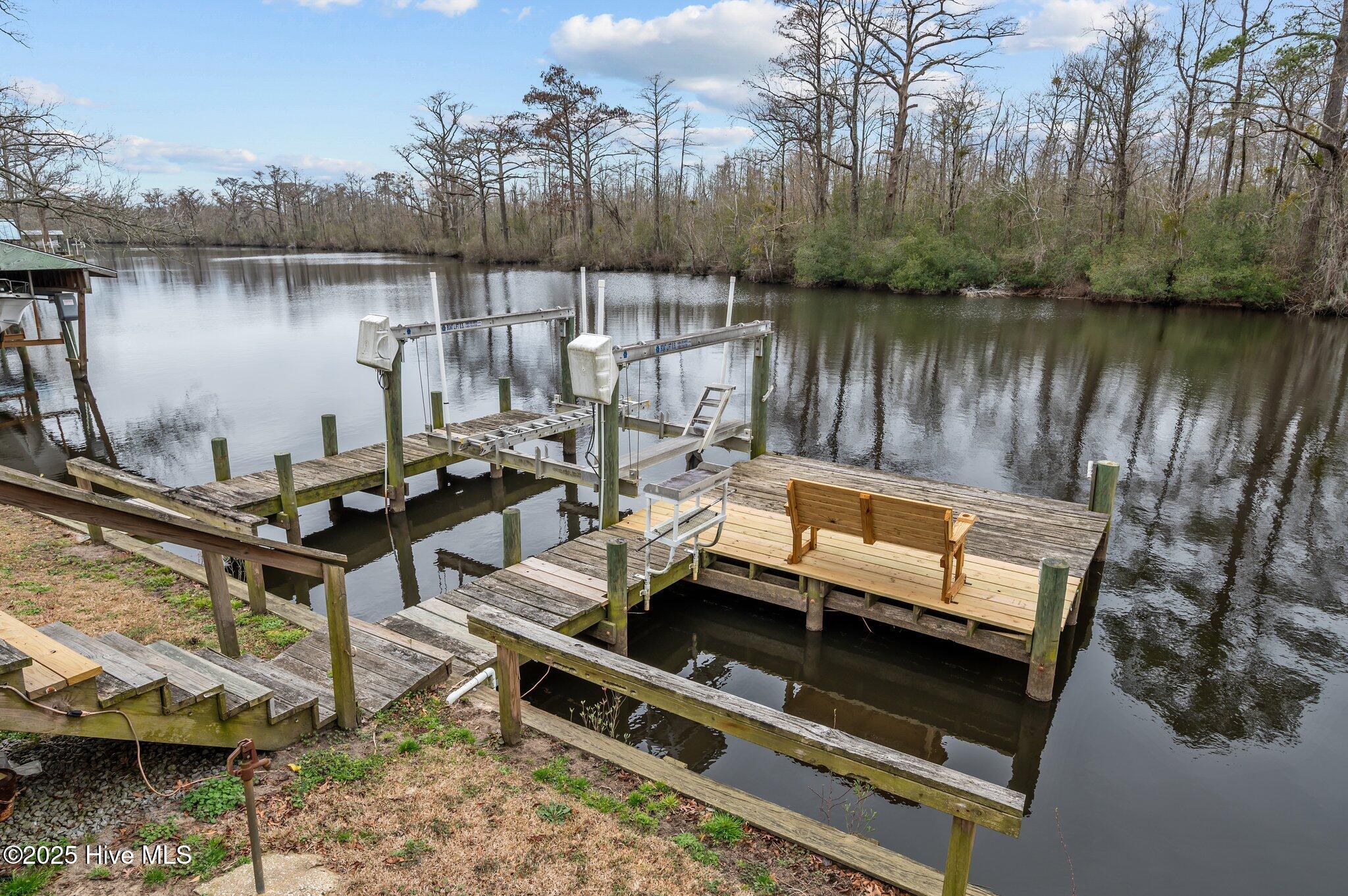 Washington, North Carolina, 27889, United States, 3 Bedrooms Bedrooms, ,2 BathroomsBathrooms,Residential,For Sale,2017723
