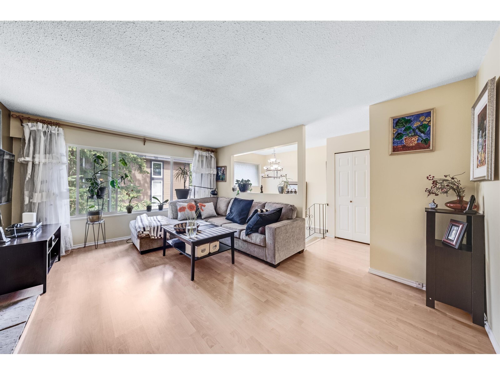 SURREY, British Columbia, V3W 5K1, CA, 4 Bedrooms Bedrooms, ,2 BathroomsBathrooms,Residential,For Sale,1949897