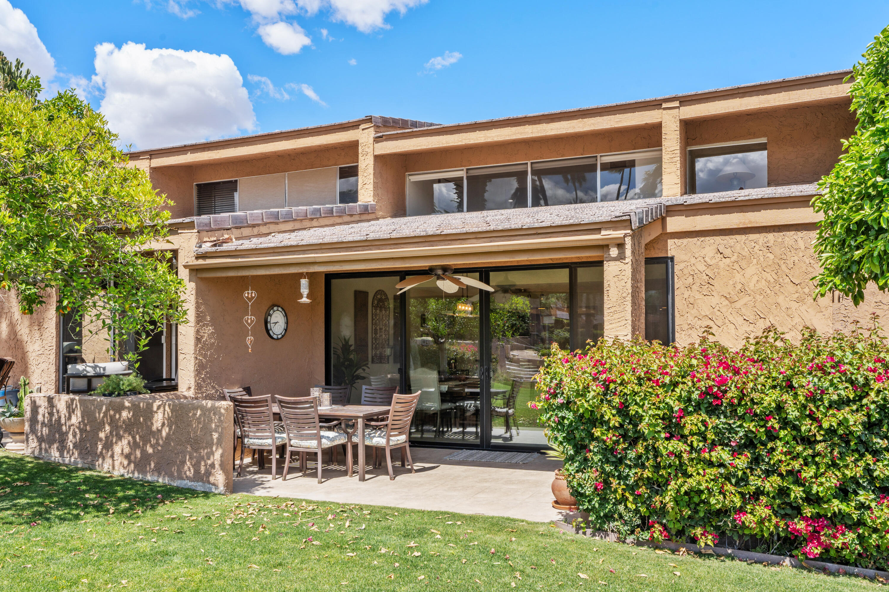Palm Desert, California, 92260, United States, 4 Bedrooms Bedrooms, ,2 BathroomsBathrooms,Residential,For Sale,1942211