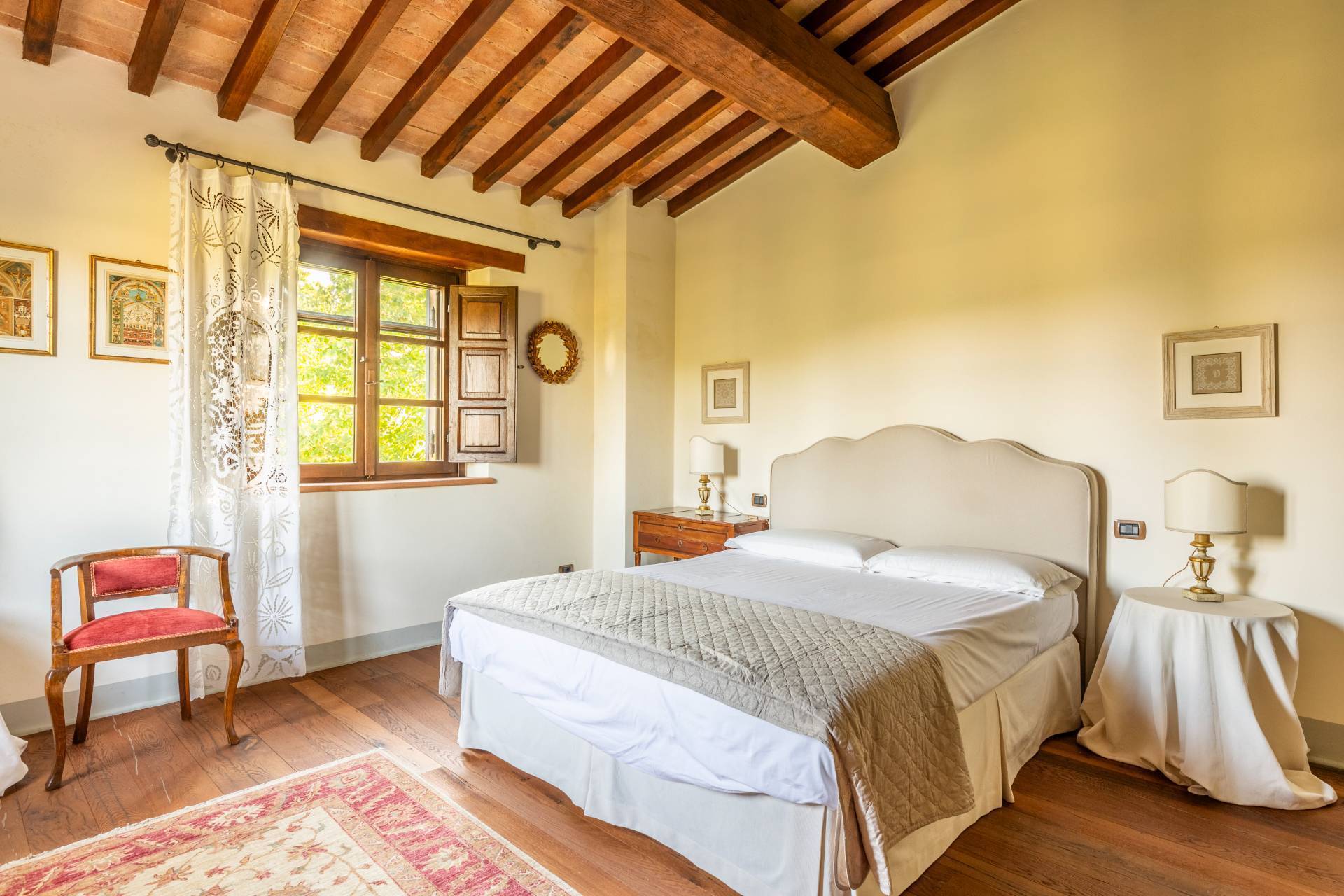 Perugia, Perugia, 06100, IT, 4 Bedrooms Bedrooms, ,5 BathroomsBathrooms,Residential,For Sale,1730390