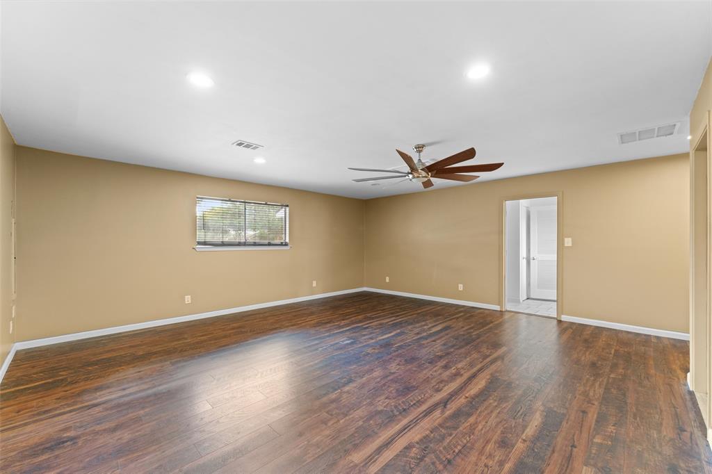 Duncanville, Texas, 75137, United States, 4 Bedrooms Bedrooms, ,3 BathroomsBathrooms,Residential,For Sale,1993899